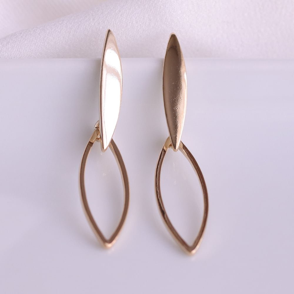 Taina | 純チタンピアス | 金属アレルギー対応 | 純チタンピアス