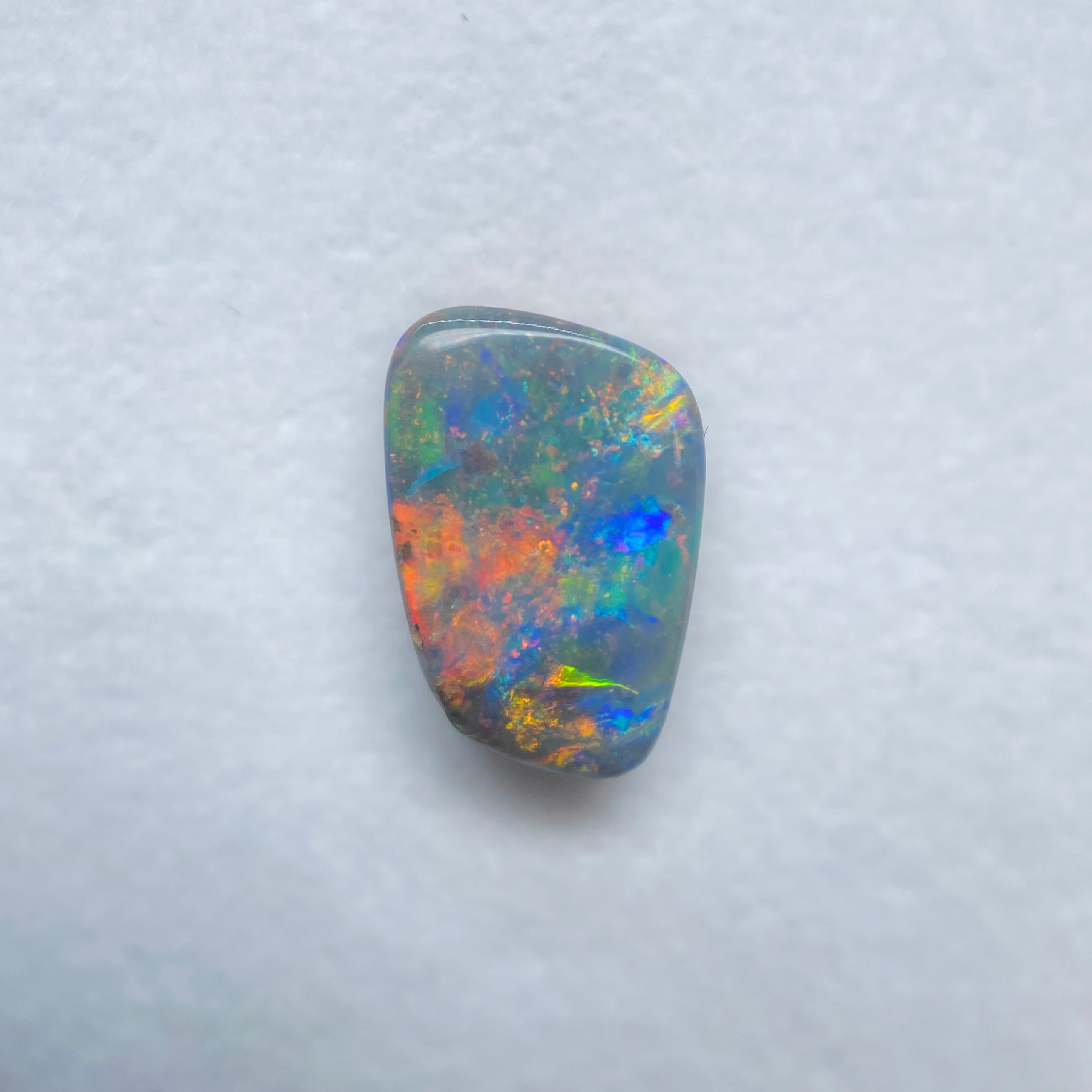 楽園　ボルダーオパール