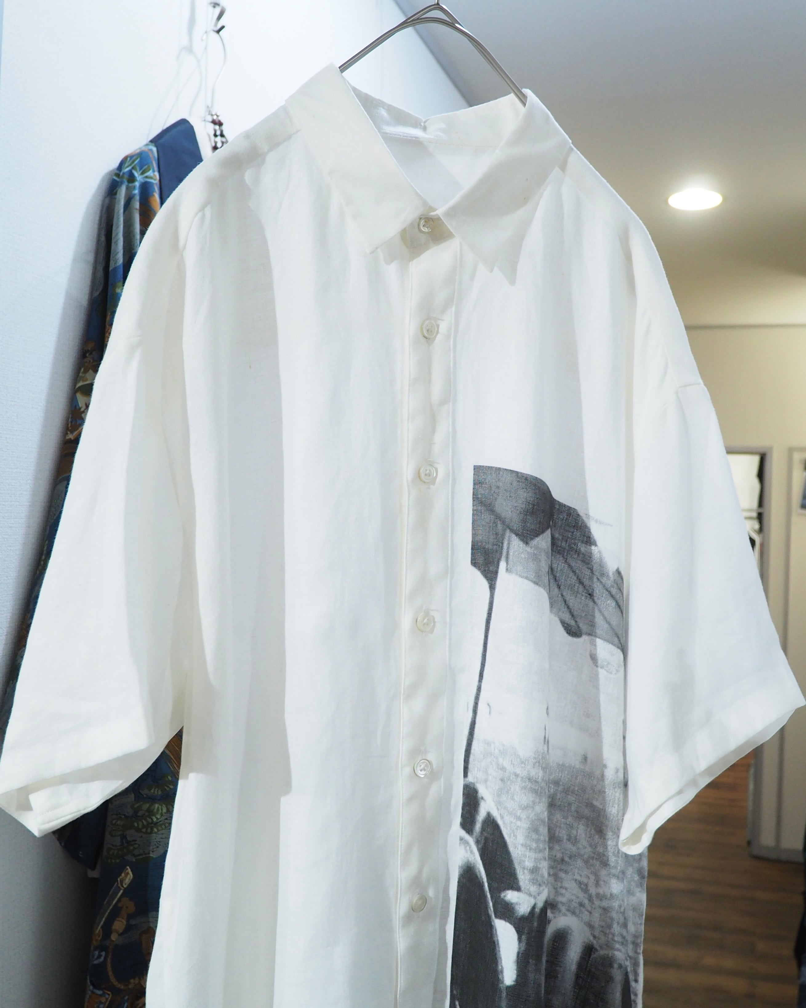 " β " Seaside photo collage printed SS linen shirt