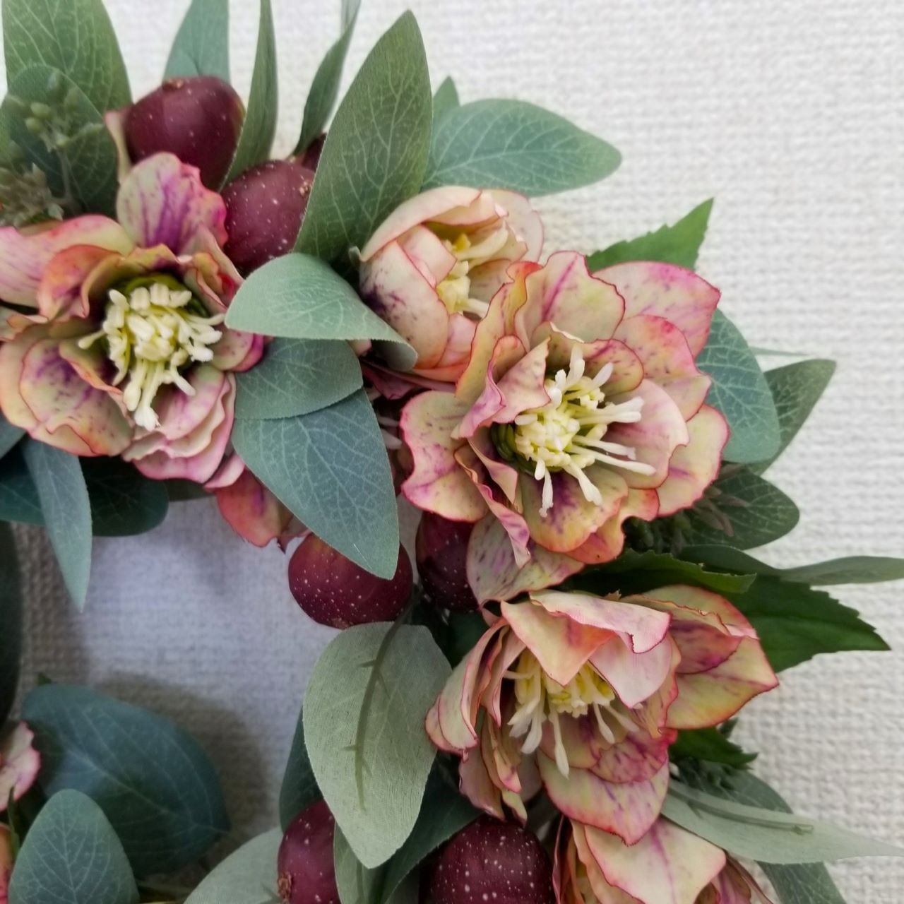 クリスマスローズ&イチジクのリース【造花】-Christmas Rose & Fig