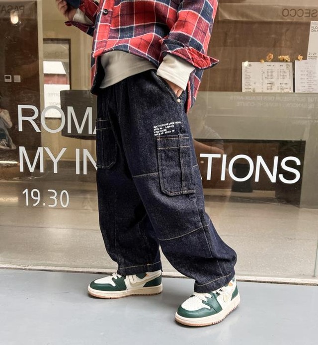 ブラックデニムパンツ 男の子 90-140cm