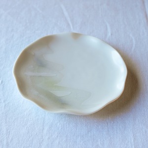 イワオトナリテ　iwaotonarite 　ヒラヒラ皿　4.5寸　カケワケマーブル