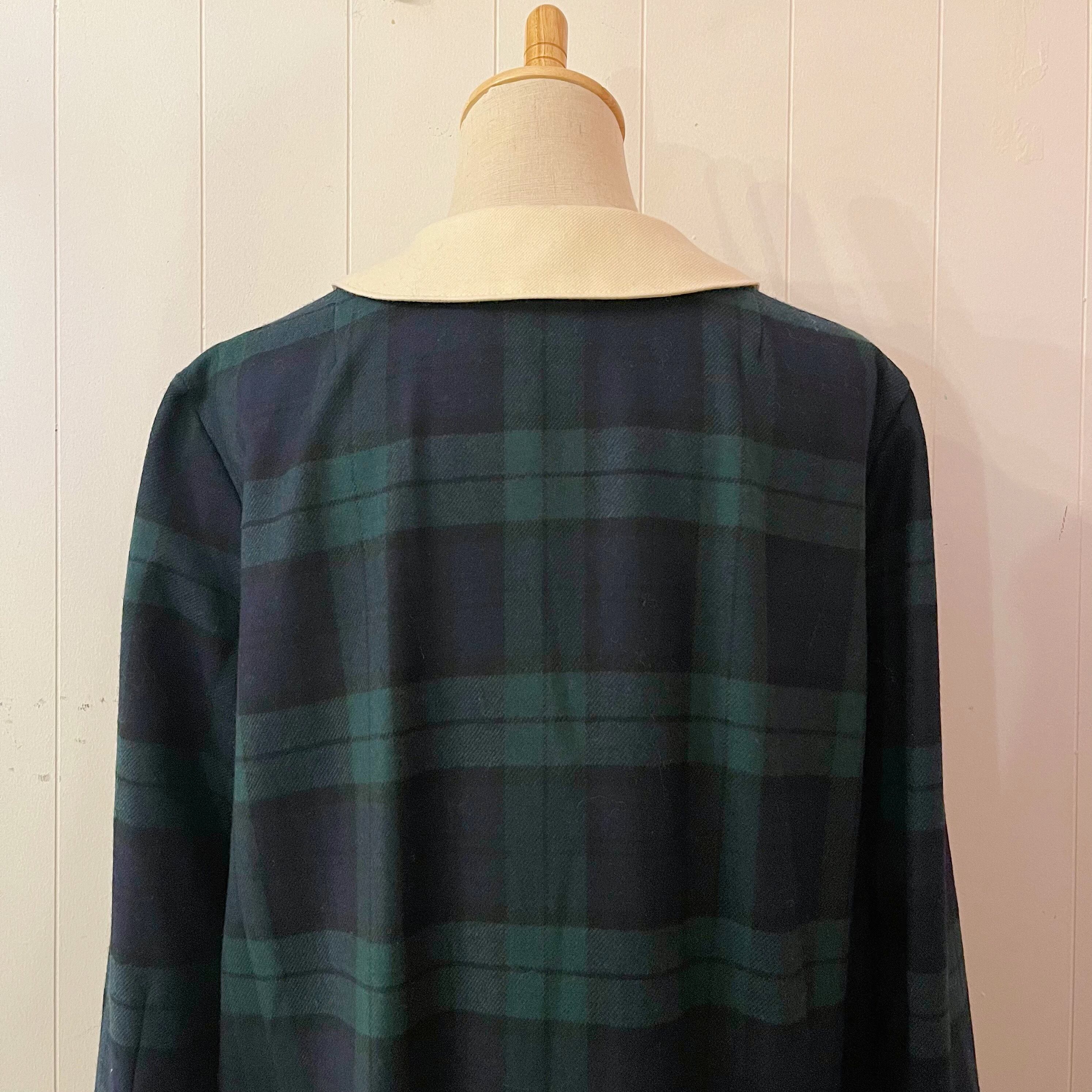 green check white collar one-piece