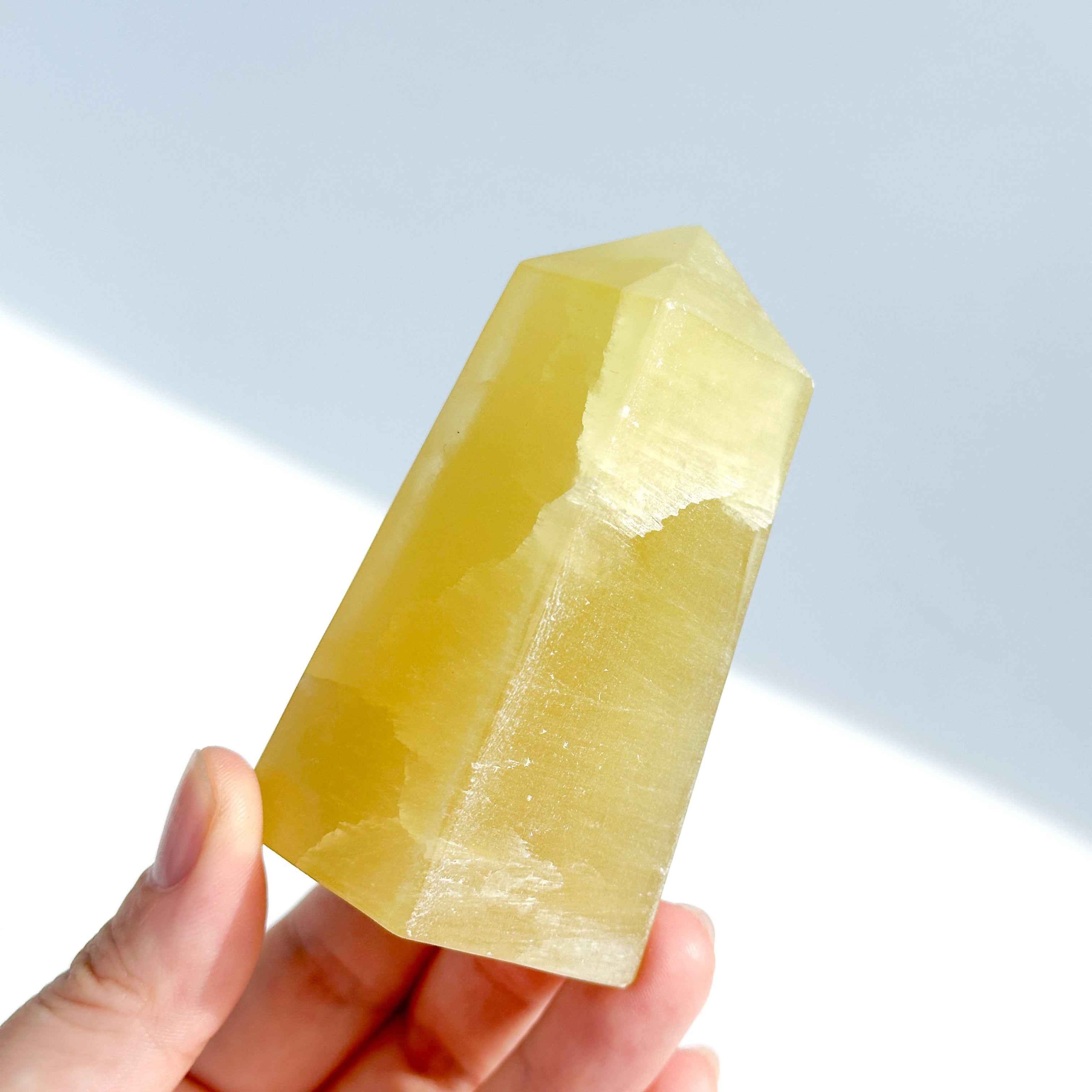 イエローカルサイト タワー73◇ Yellow Calcite ◇天然石・鉱物