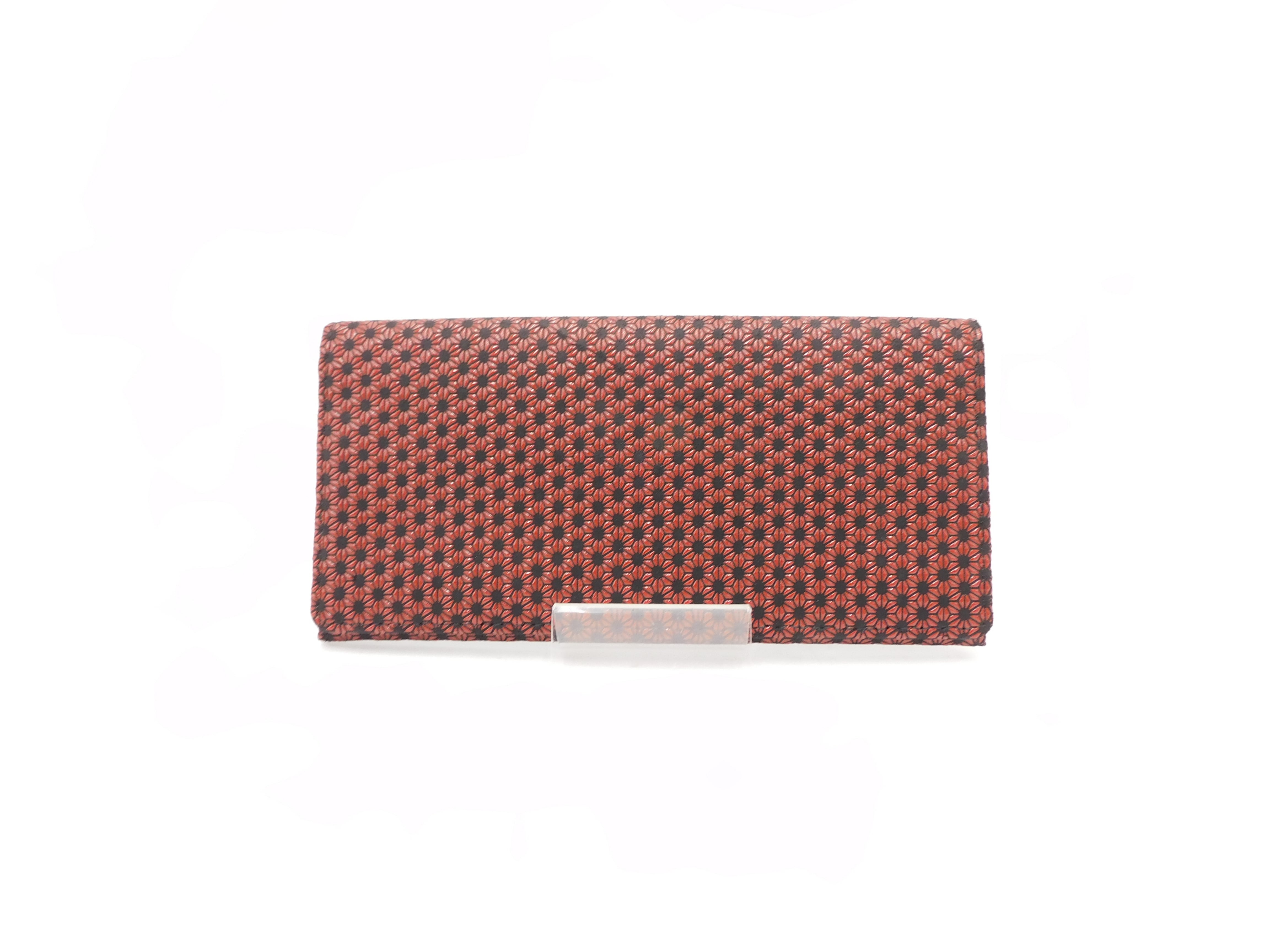 長財布小銭付 黒/赤 丸麻の葉柄