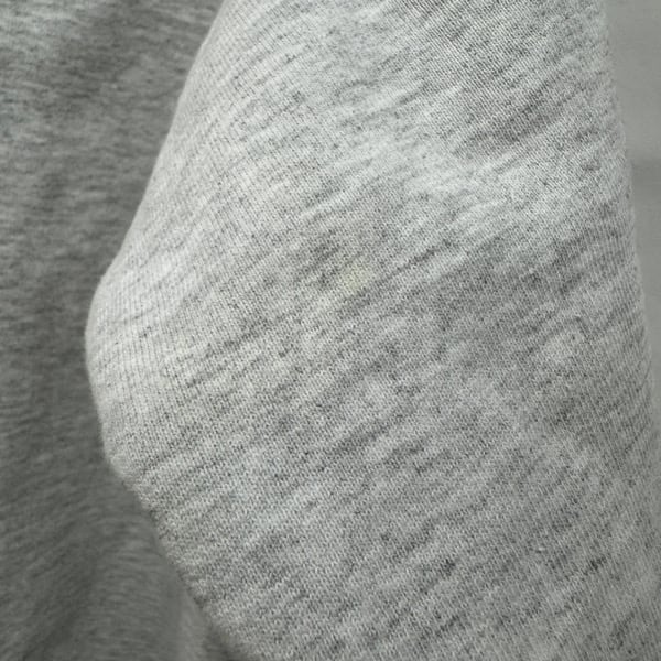 25AW Supreme Small Box Crewneck グレー 25AW Supreme Small Box Crewneck グレー