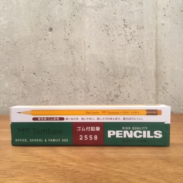 有名ブランド トンボ鉛筆 鉛筆 ゴムつき２５５８Ｂ １２本入