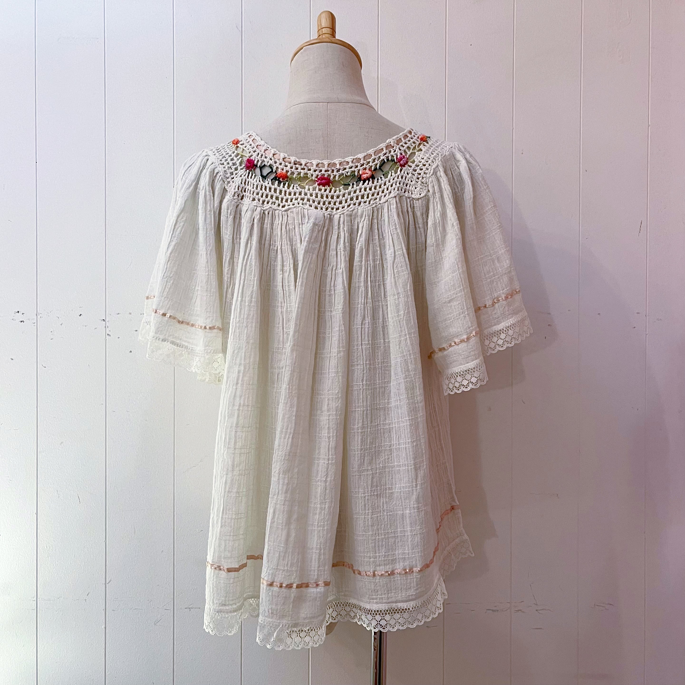 crochet ribbon bohemian blouse