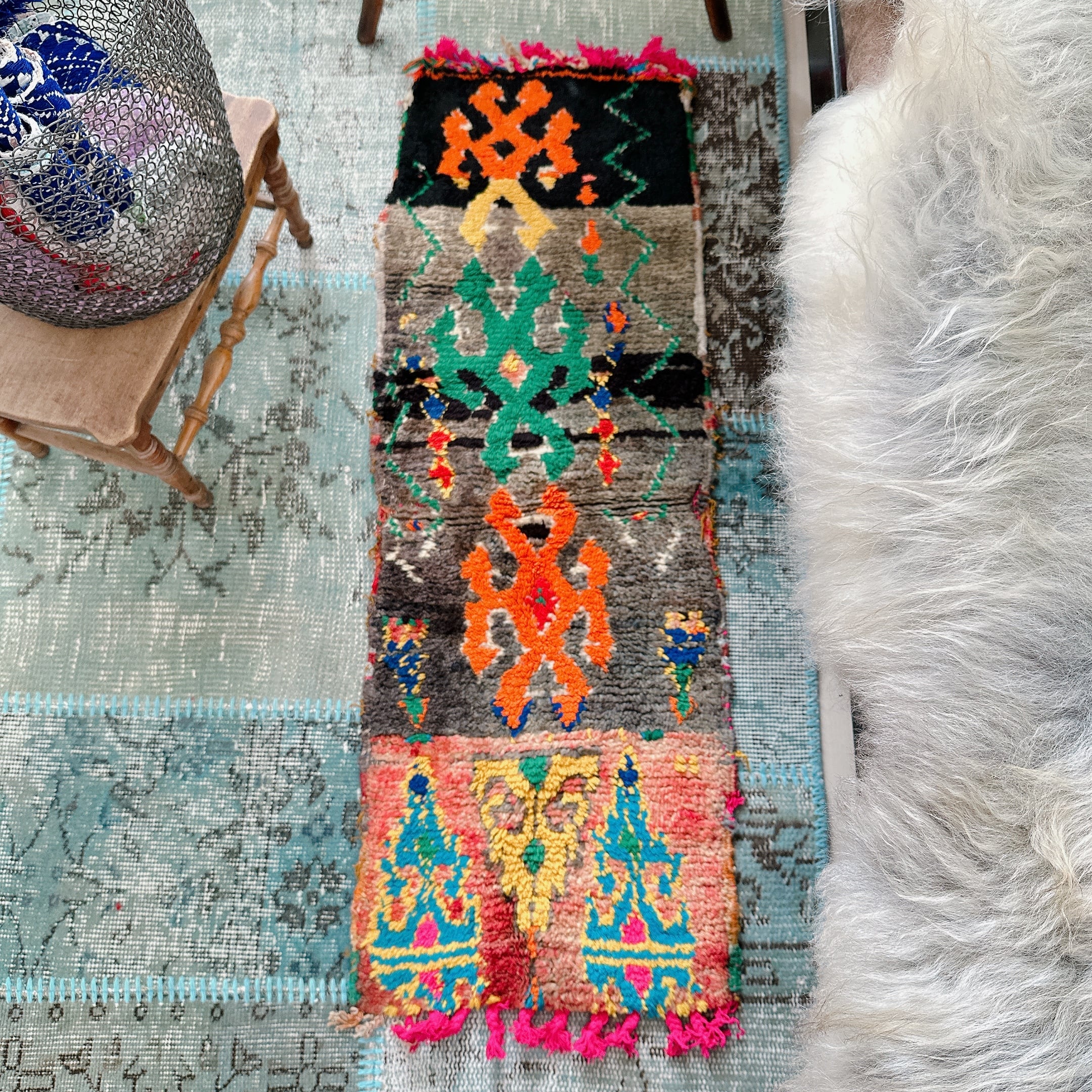 粗野なギャッベGF2411001 | Pay ID