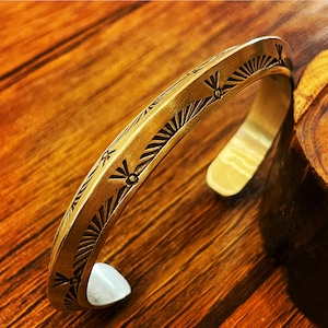 ハーマンスミス（Herman Smith）トライアングルワイヤーバングル