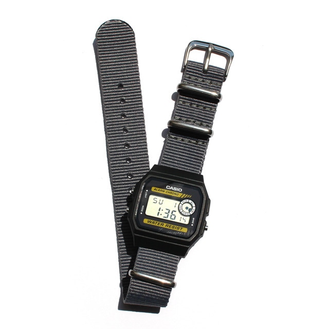 CASIO BASIC DIGITAL WATCH 01 / NATO-type Strap