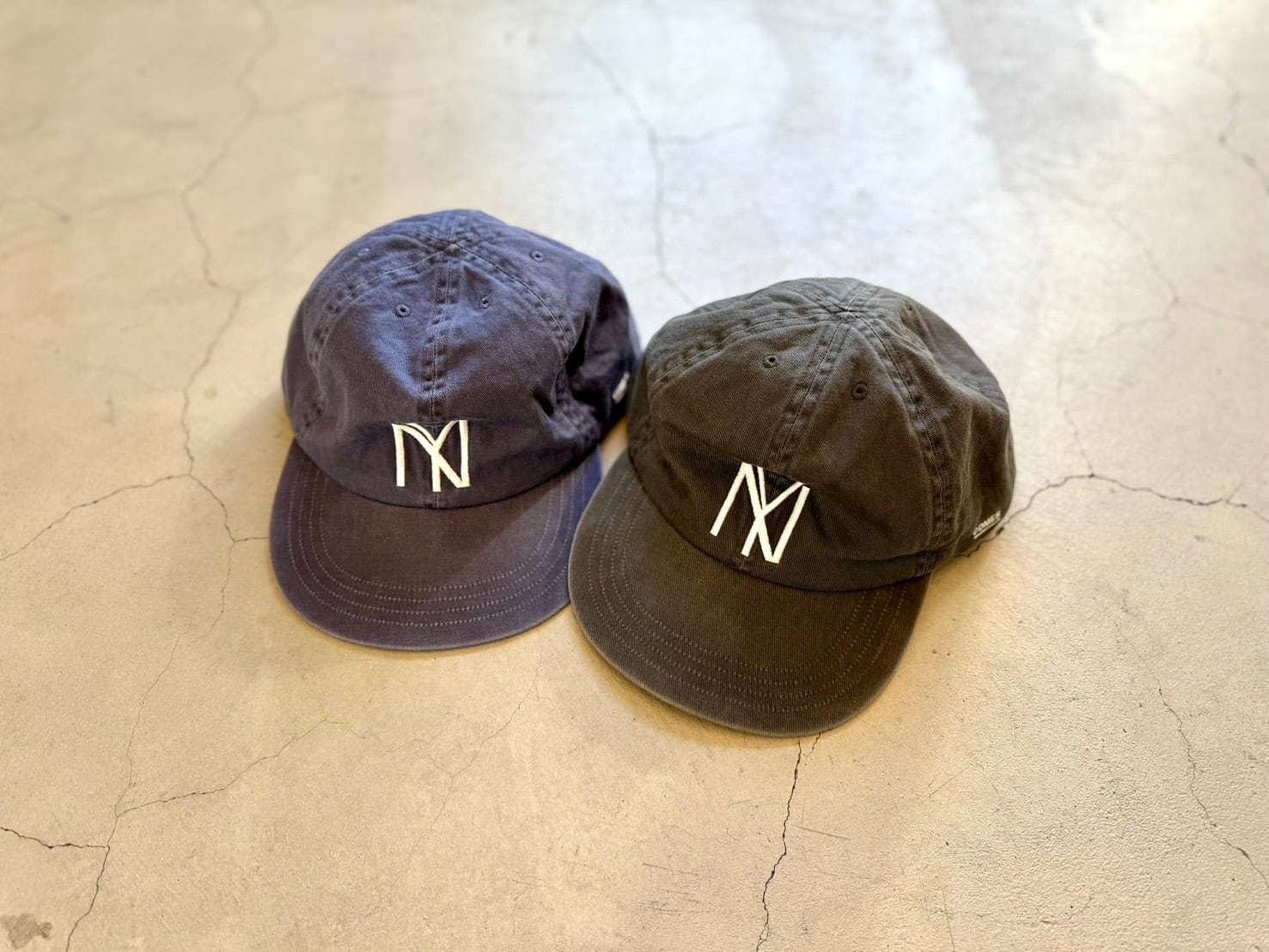 COMESANDGOES NY PIGMENT DYE CAP | brownriver
