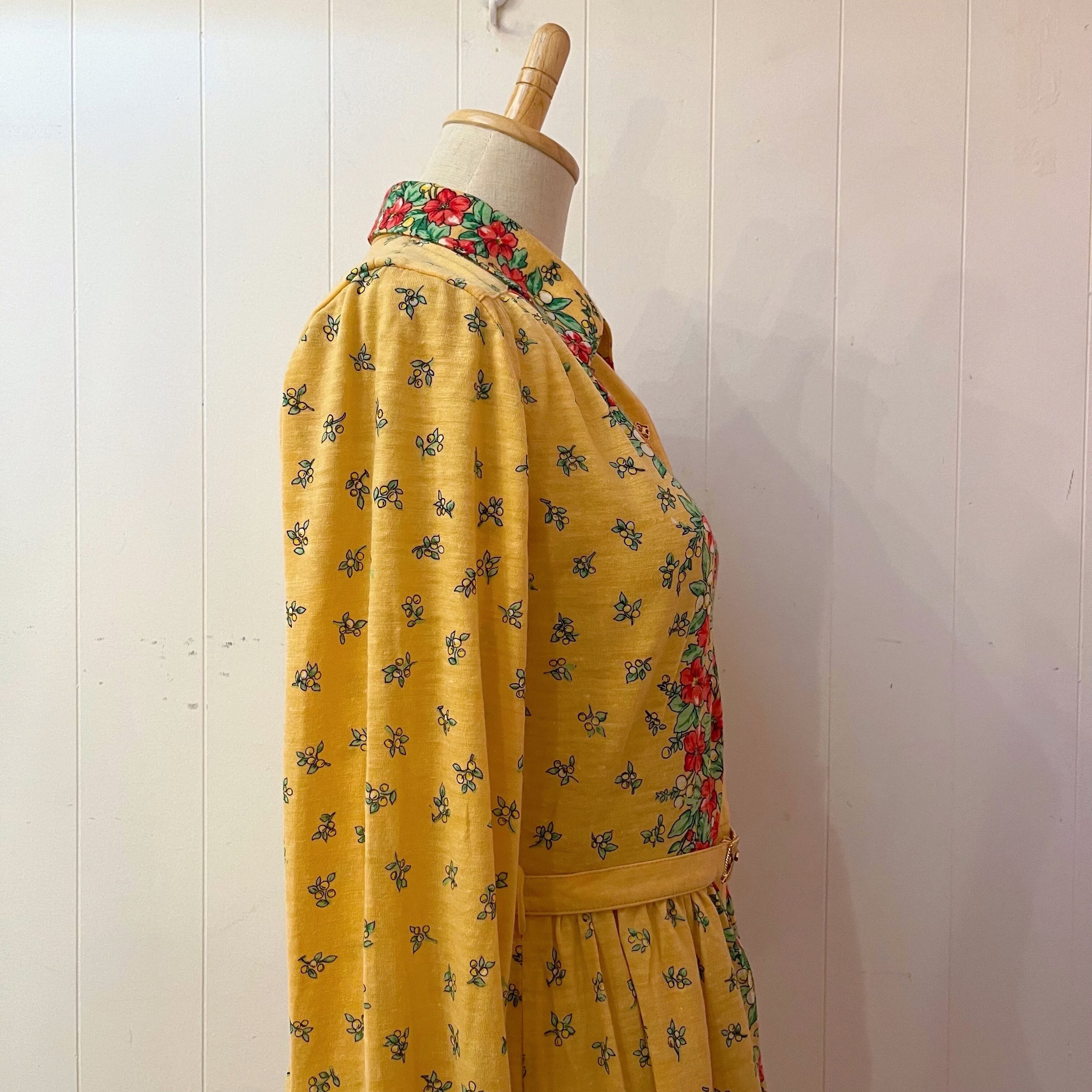 flower line yellow gather one-piece