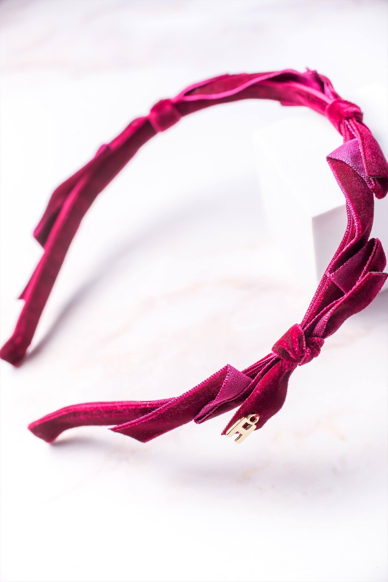 ベロアタイニーボウズカチューシャ