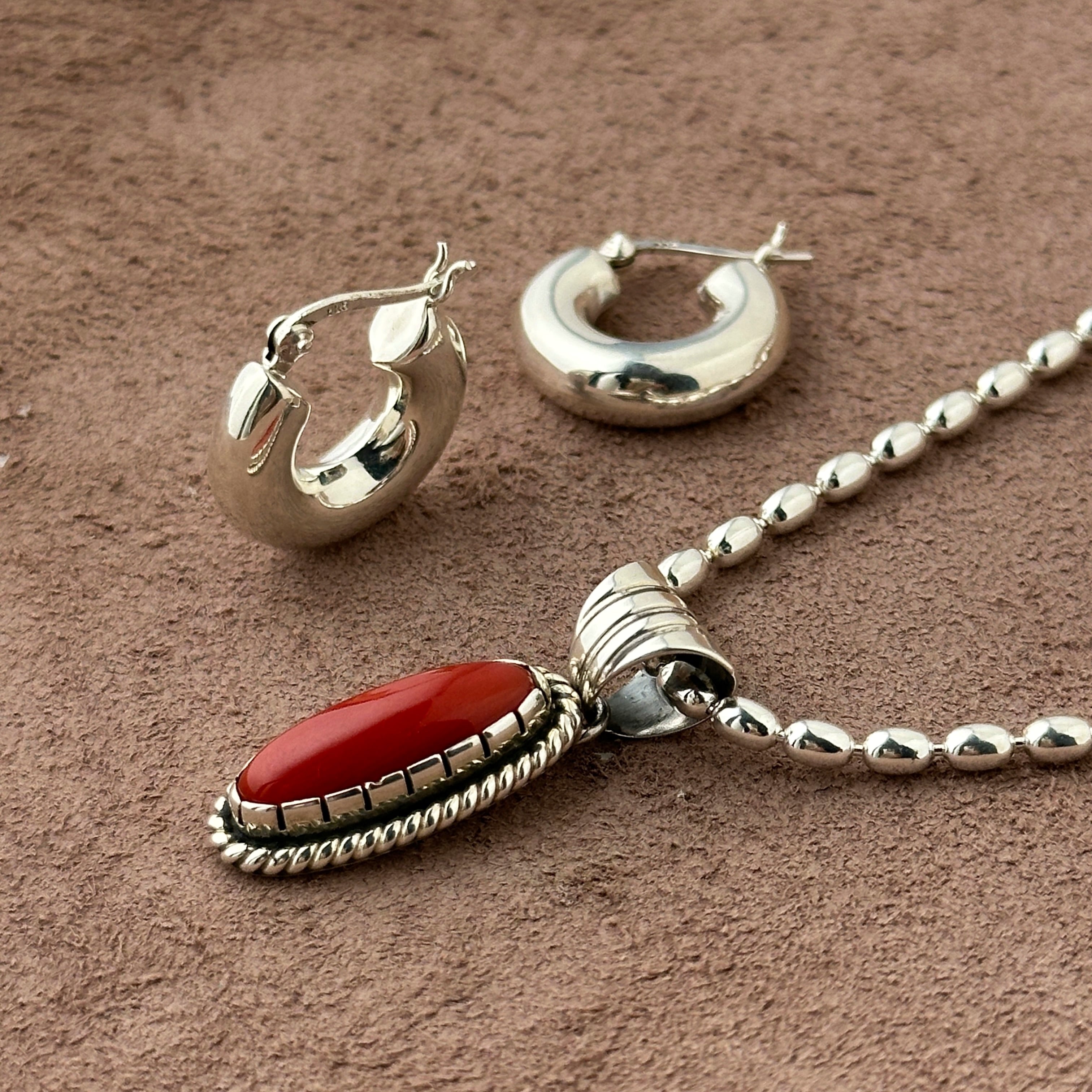 Indian Jewelry】レッド コーラル オーバル ペンダント ネックレス