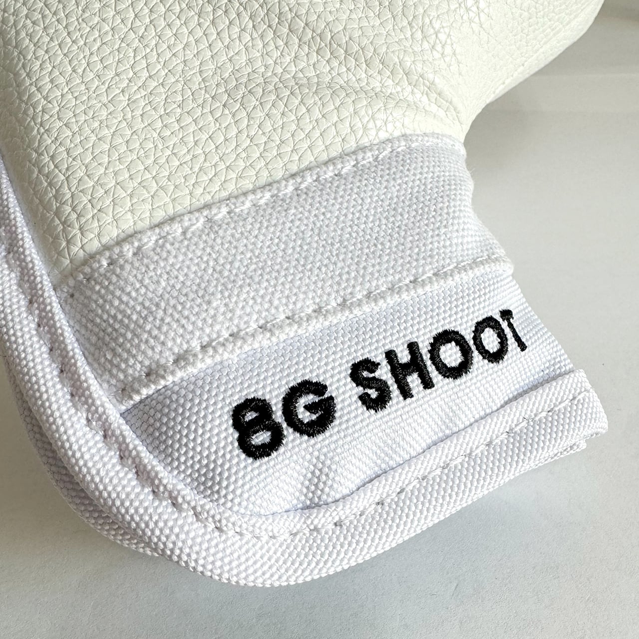 PT用】SWITCH PATTERN LOGO PUTTERCOVER | 8G SHOOT WEBSTORE
