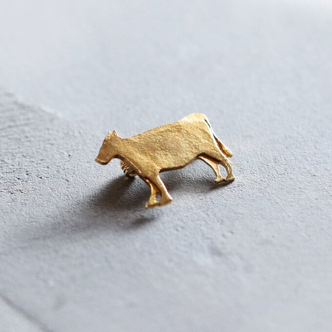 黒毛和牛|ブローチ|B050