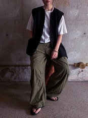 tay Original【BLACK and RE-SEW】／Dao vintage studded vest