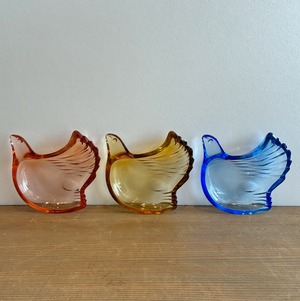 鳥のガラス小皿