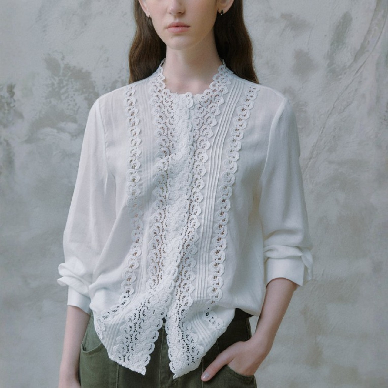 Blanc Voile Lace Blouse F0529