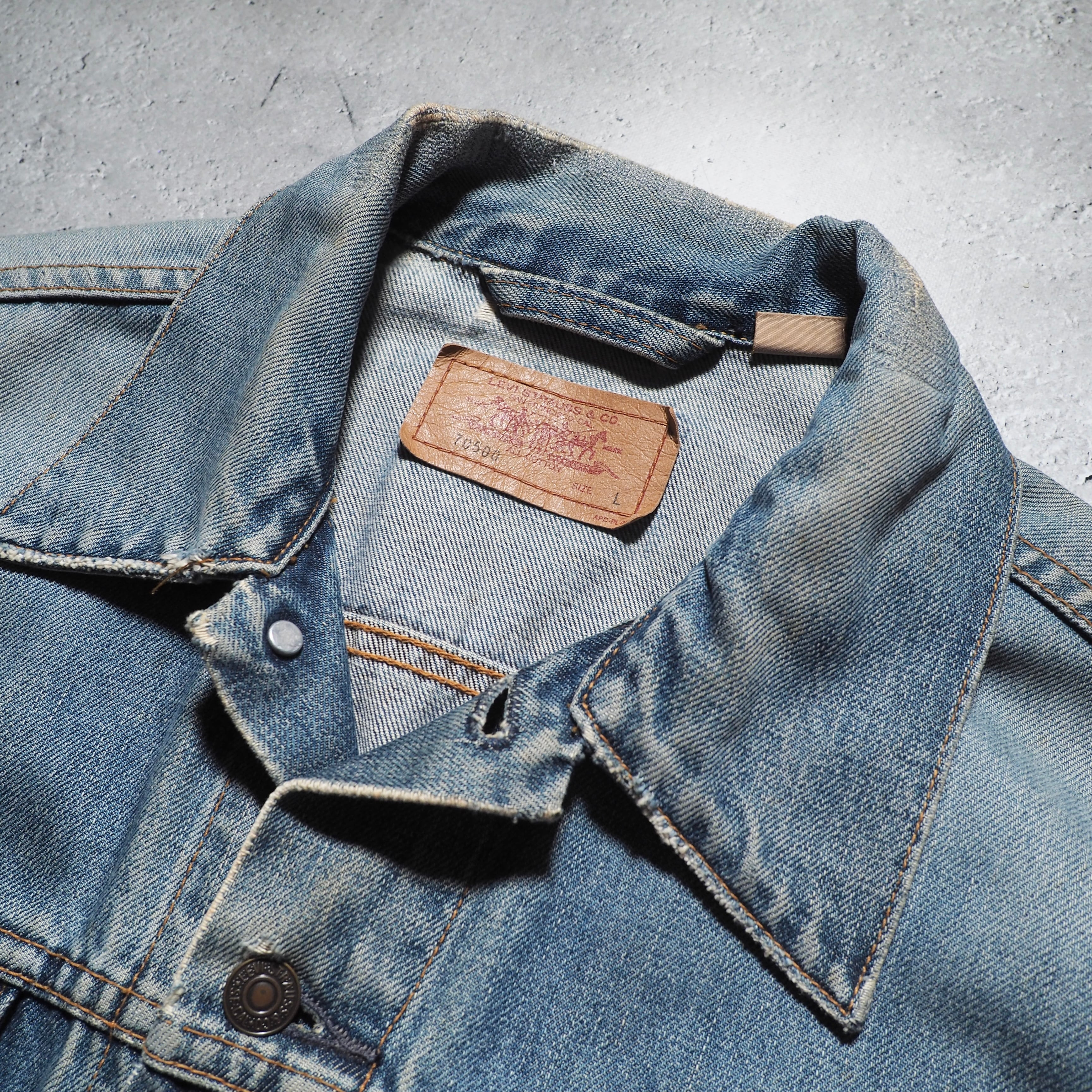 1990s ” Old Euro Levi's ” Good aging vintage loose Denim jacket