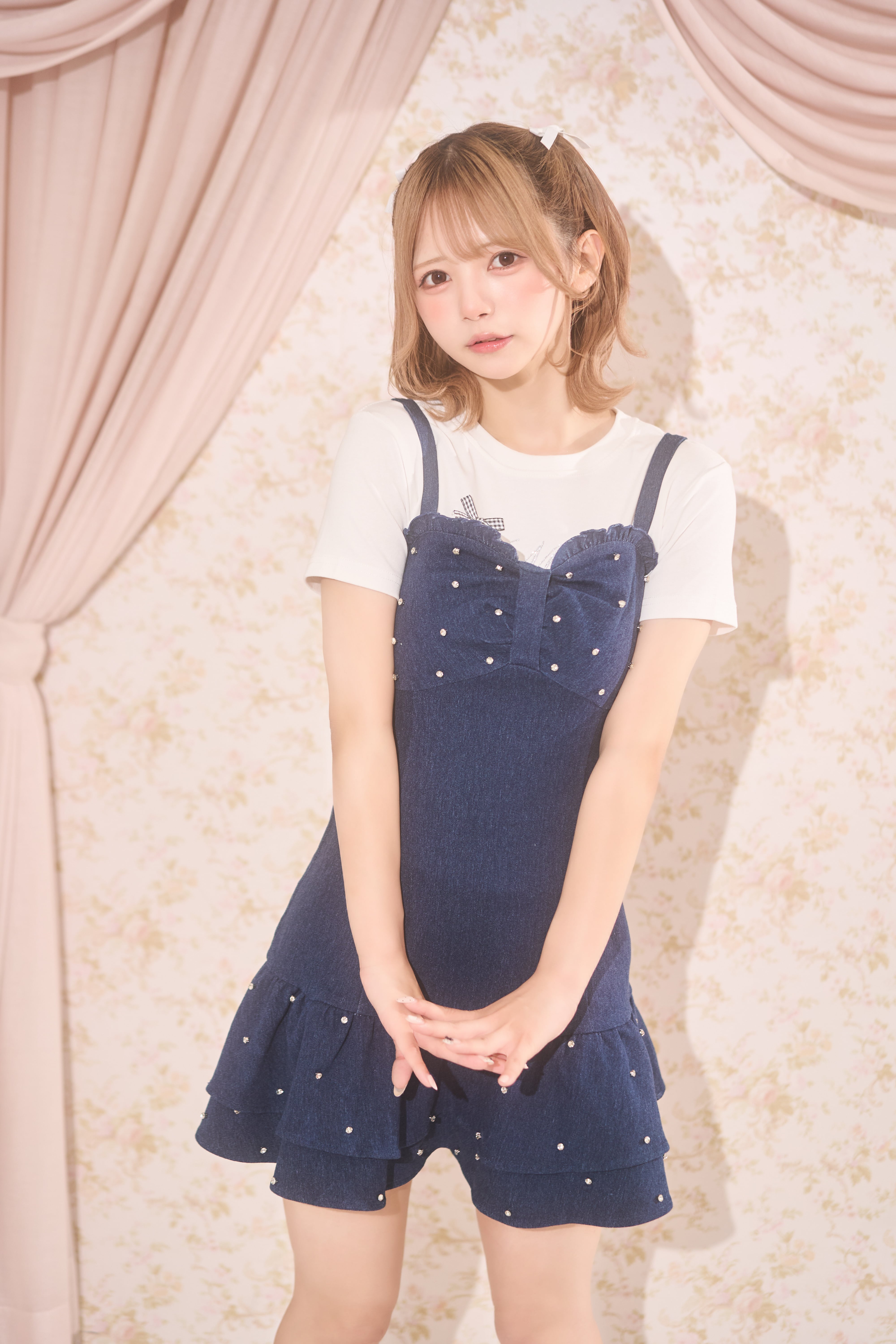 denim ribbon bijou op