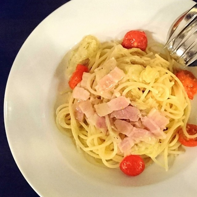 FRISINO WHITE  EXTRA VIRGIN OLIVE OIL やわらかい風味のオリーブオイル