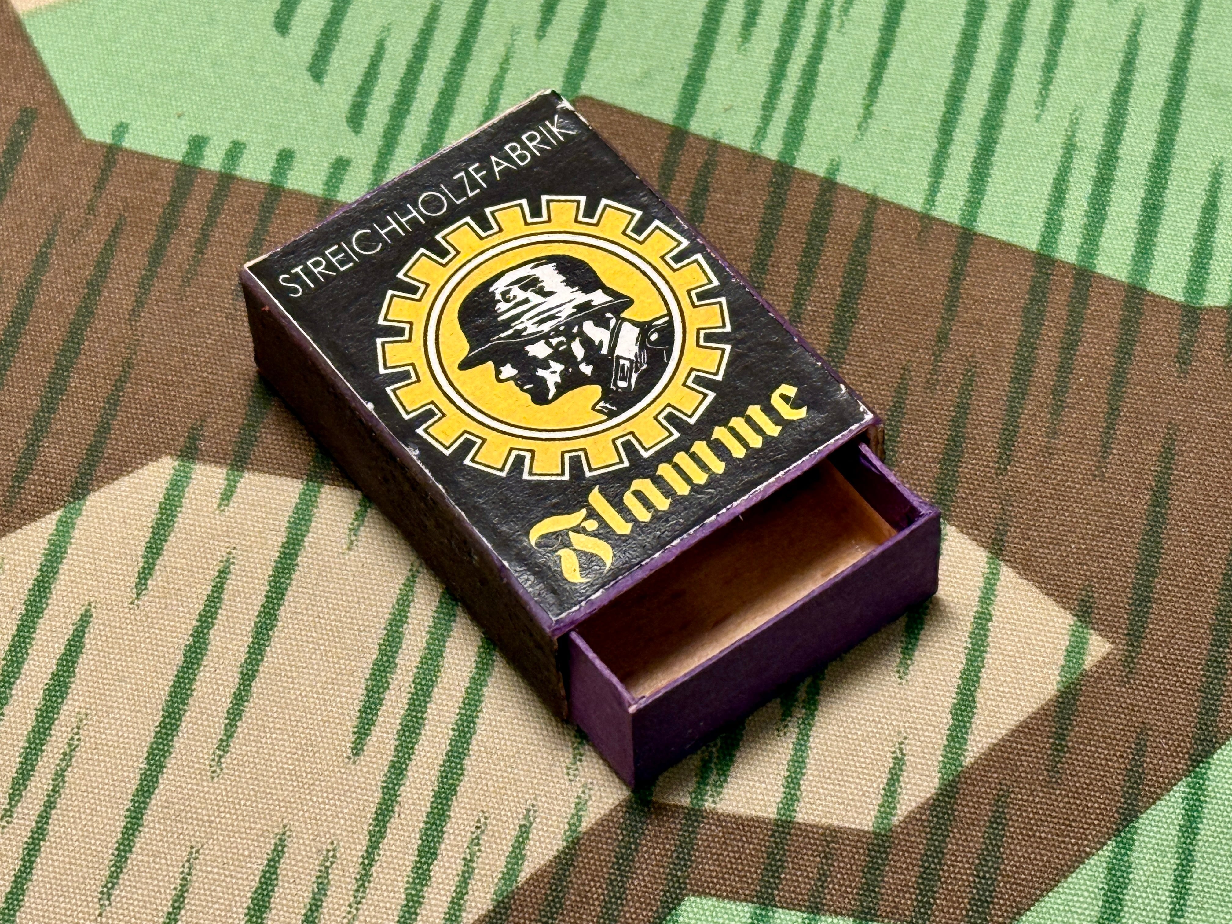 喫煙具 | SMOKING ITEMS | アイヘンバウム ミリタリア｜WWIIドイツ軍装