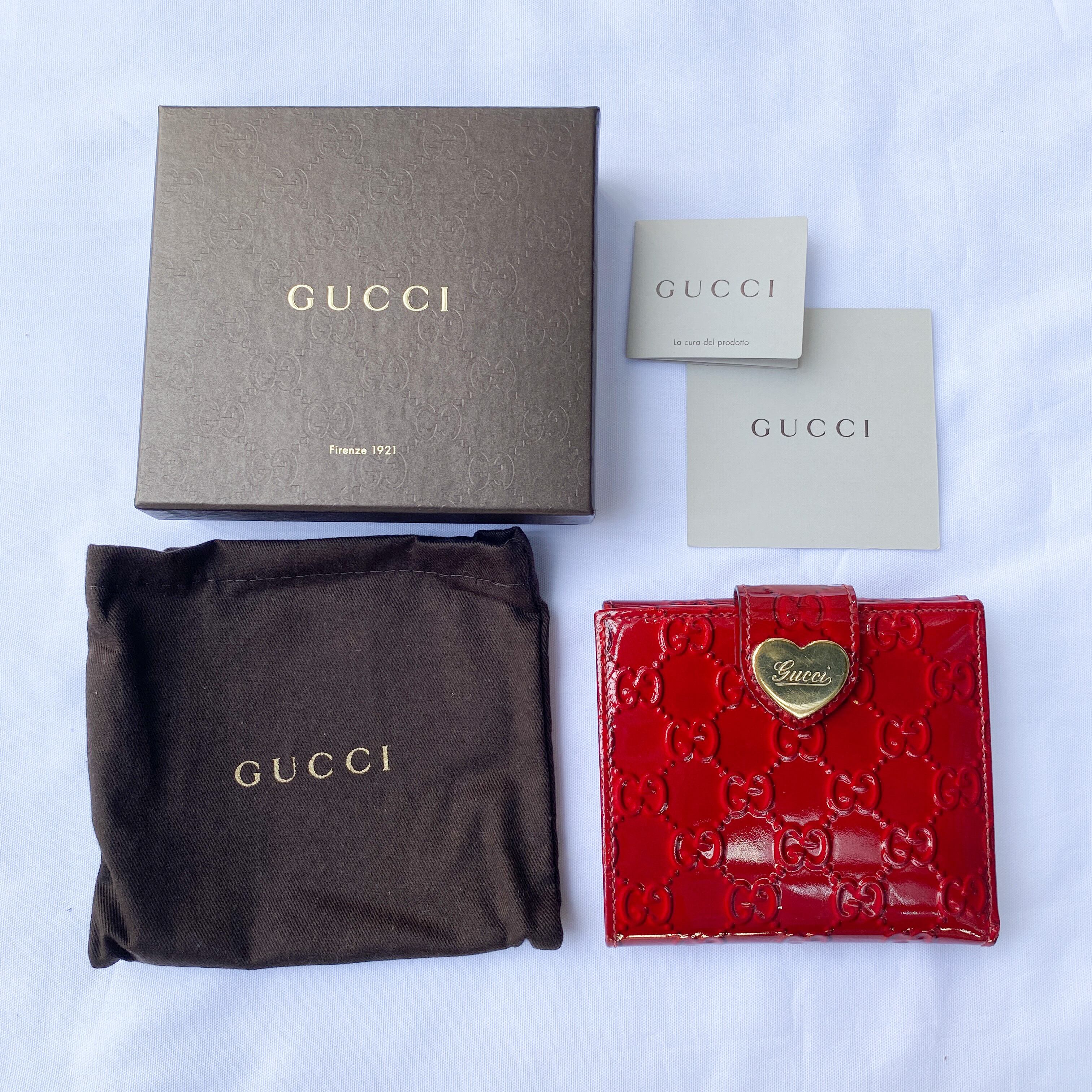 GUCCI　レッド　パテントレザー　GG　ハート　二つ折り財布 / グッチ　エナメル（2172）