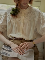 Édith Embroidered Lace Blouse F0715