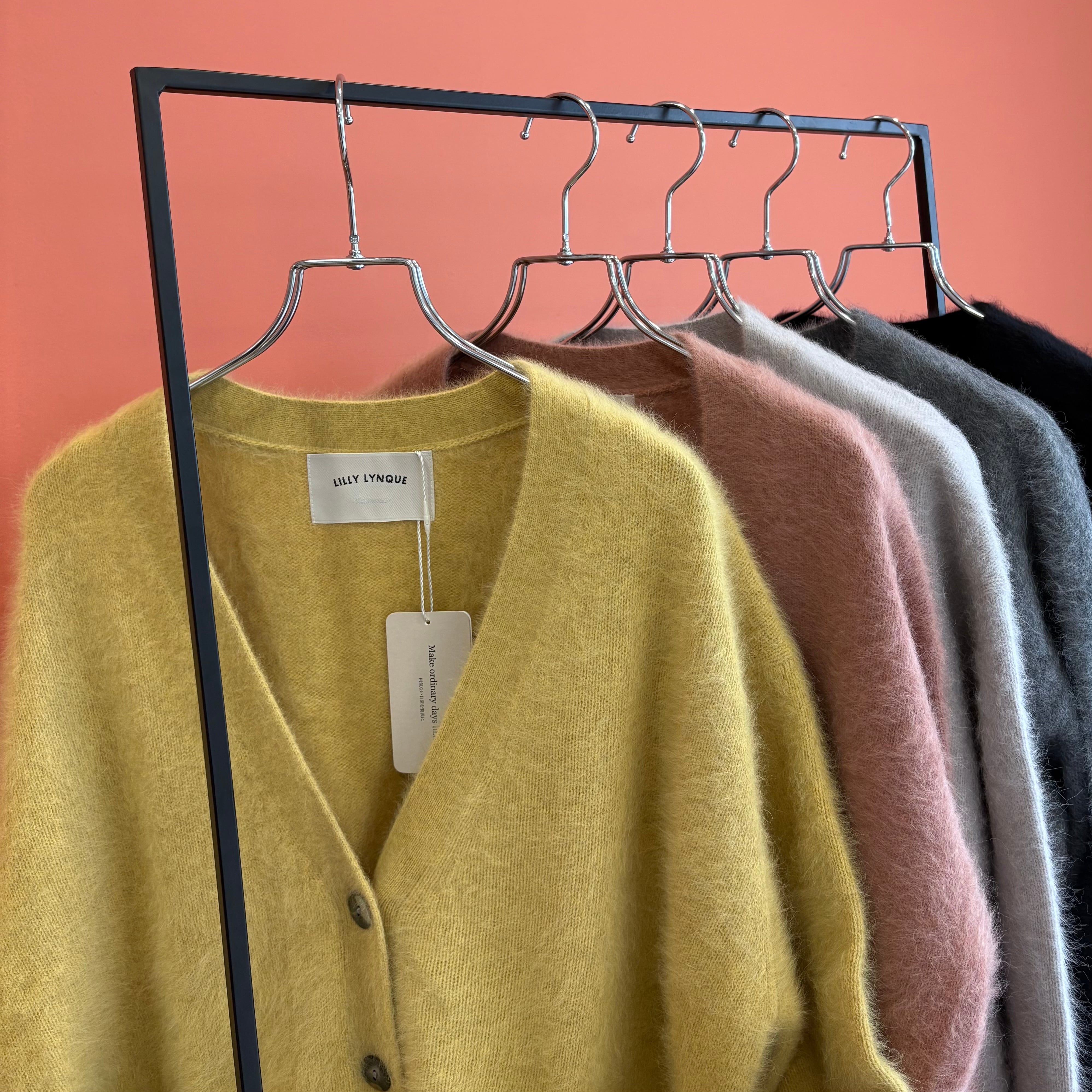 LILLY LYNQUE 】Fox cashmere basic cardigan | valance 福井