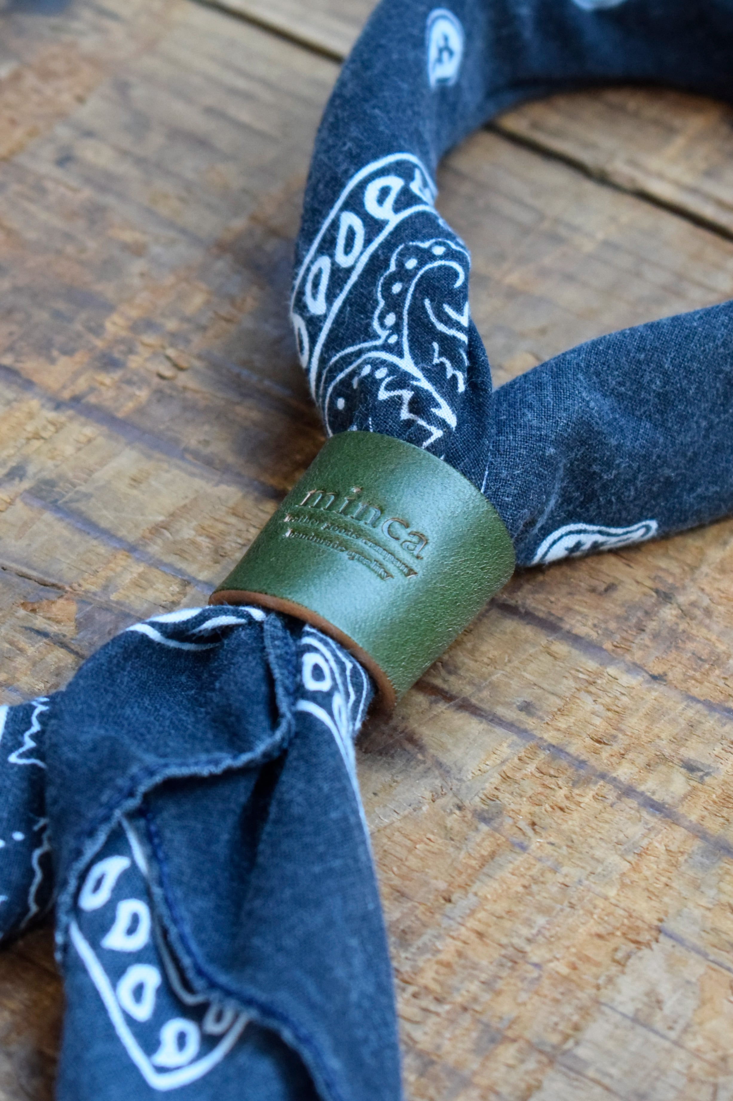 Bandana holder | 高級皮革ならminca｜栃木レザーのバッグ 財布 名刺入