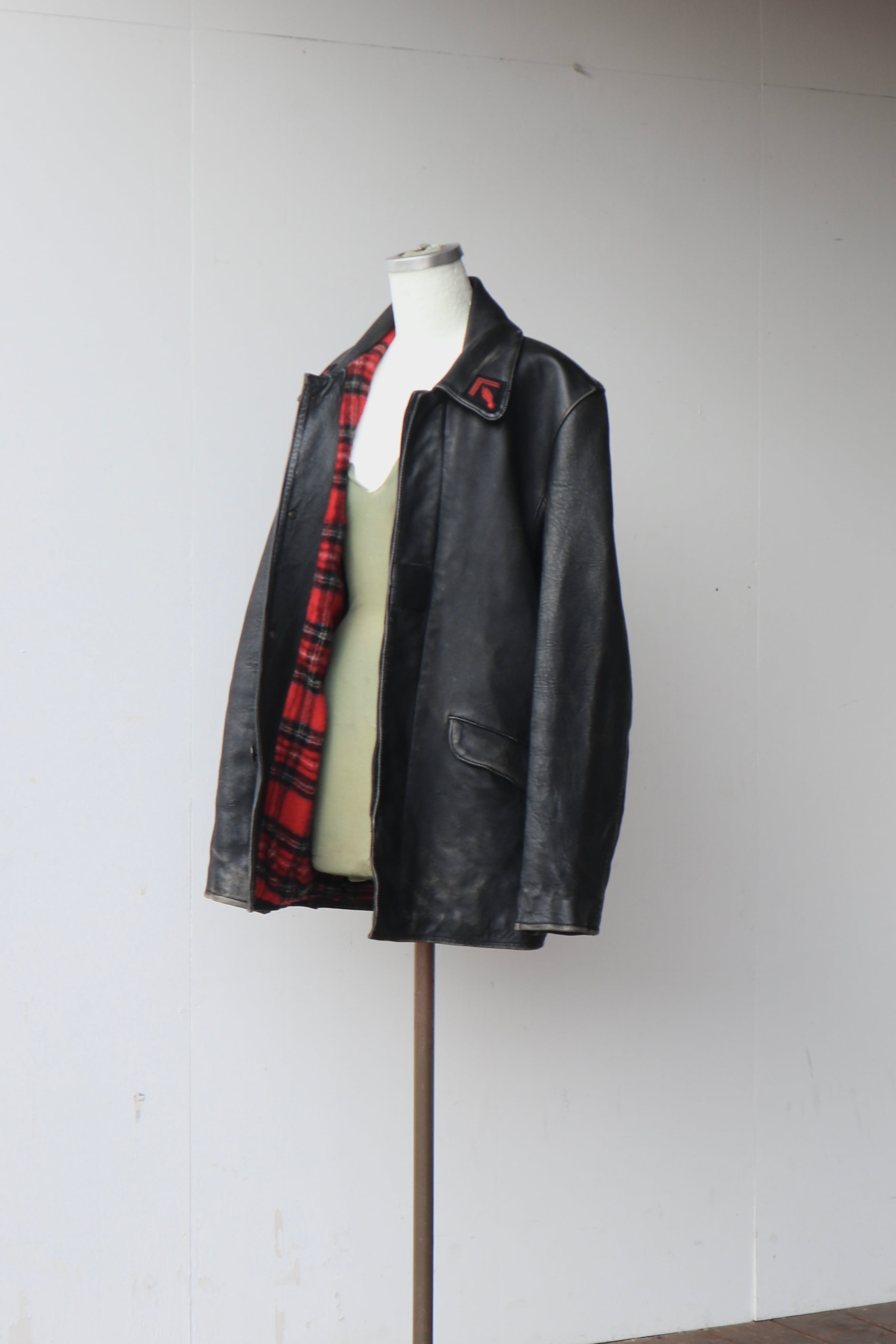 ジャケット・アウター 80's France fireman leather jacket 80's French Vintage Fireman Leather Jacket fur collar/breasted