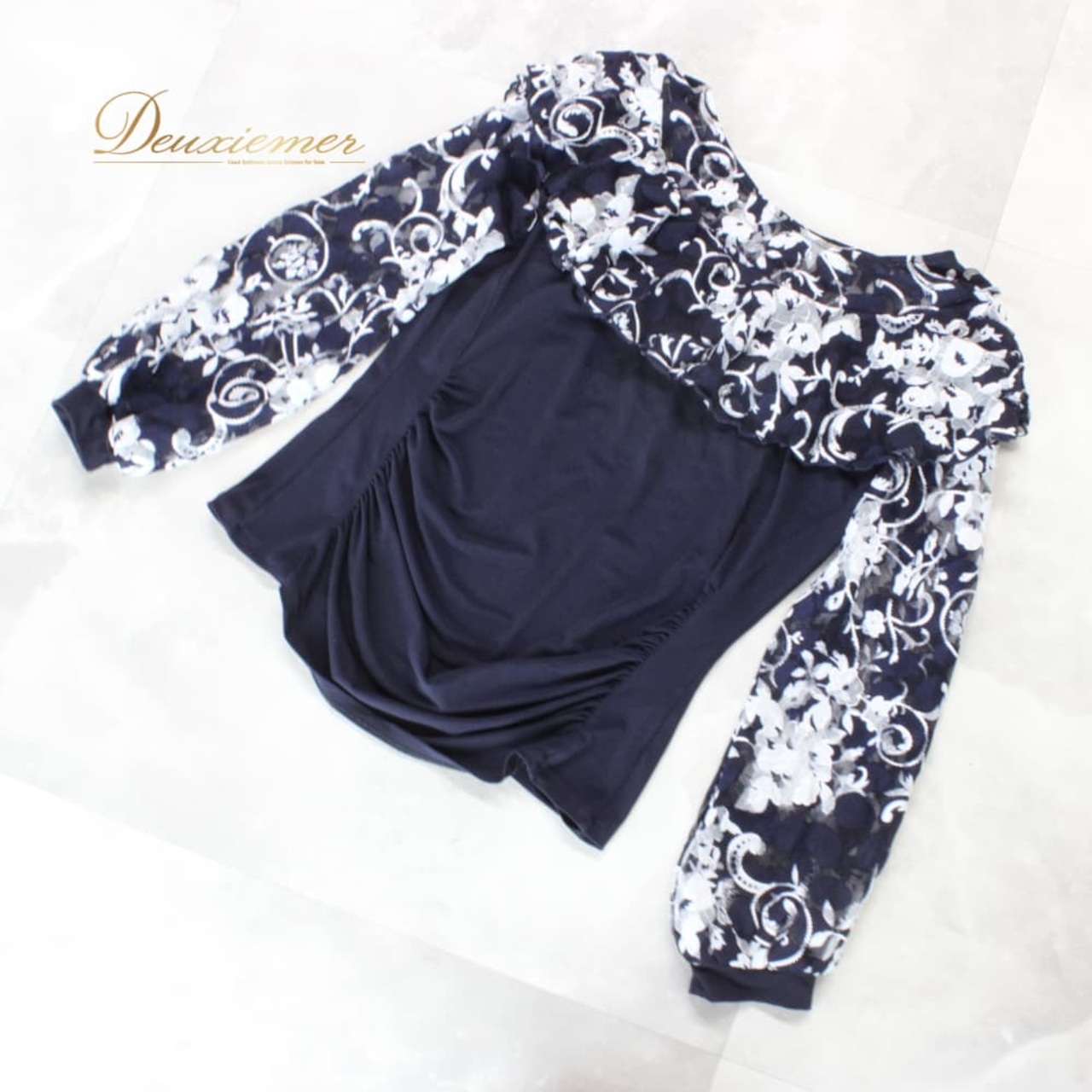 社交ダンス 衣装 スタンダード トップス レッスンウェア JOAN レディース ホワイト系 ネイビー系 紺 白 レース 花柄 長袖 花柄レース レース素材 ネイビー×ホワイト シック 大人可愛い フォーマル レッスン用 練習用 ダンスウェア 社交ダンス女子 スタンダード用 スリム シルエット 伸縮性あり ポリエステル ポリウレタン 薄手 ルームウェアにも フィット感 JOANトップス 9号風サイズ感 なし肩パッド なし胸パッド