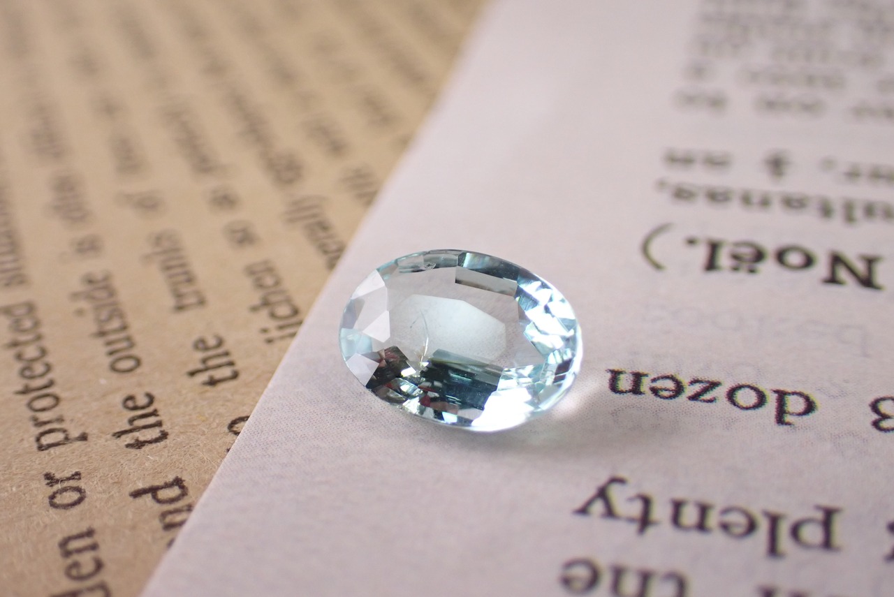 グリーンアクアマリン　1.29ct　[C12-1044]