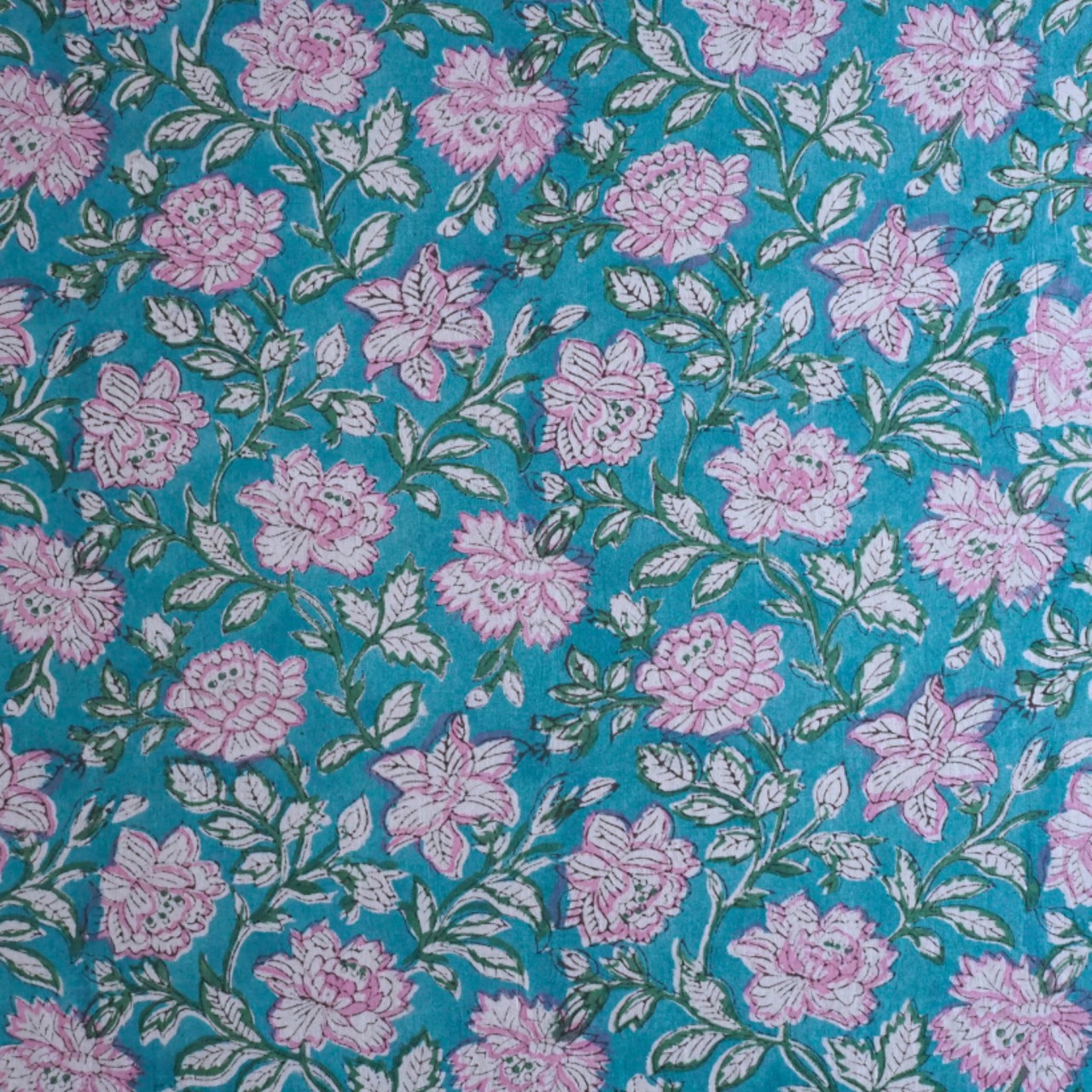 ブロックプリント生地【50cm単位】インド綿  花柄 ターコイズブルー×ピンク#57830-BL1