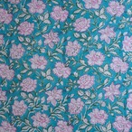 ブロックプリント生地【50cm単位】インド綿  花柄 ターコイズブルー×ピンク#57830-BL1