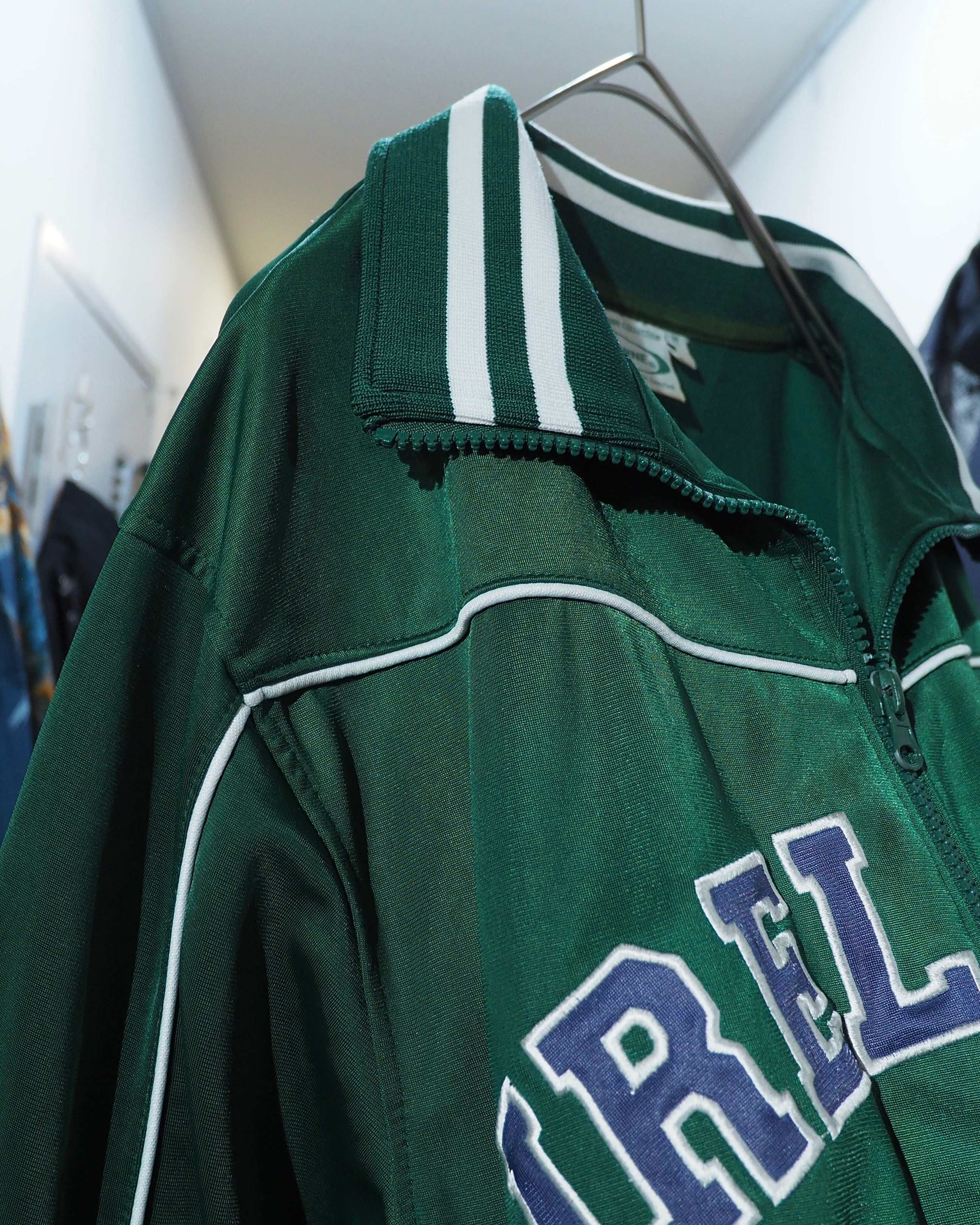 1990s " IRELAND " Embroidery Irish Green Color Track jacket