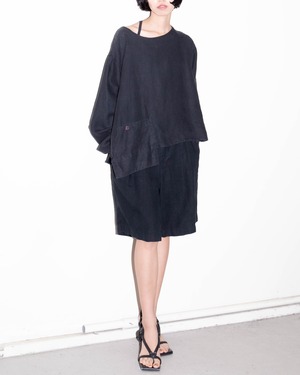 1990s Euro vintage - asymmetrical pocket linen pullover