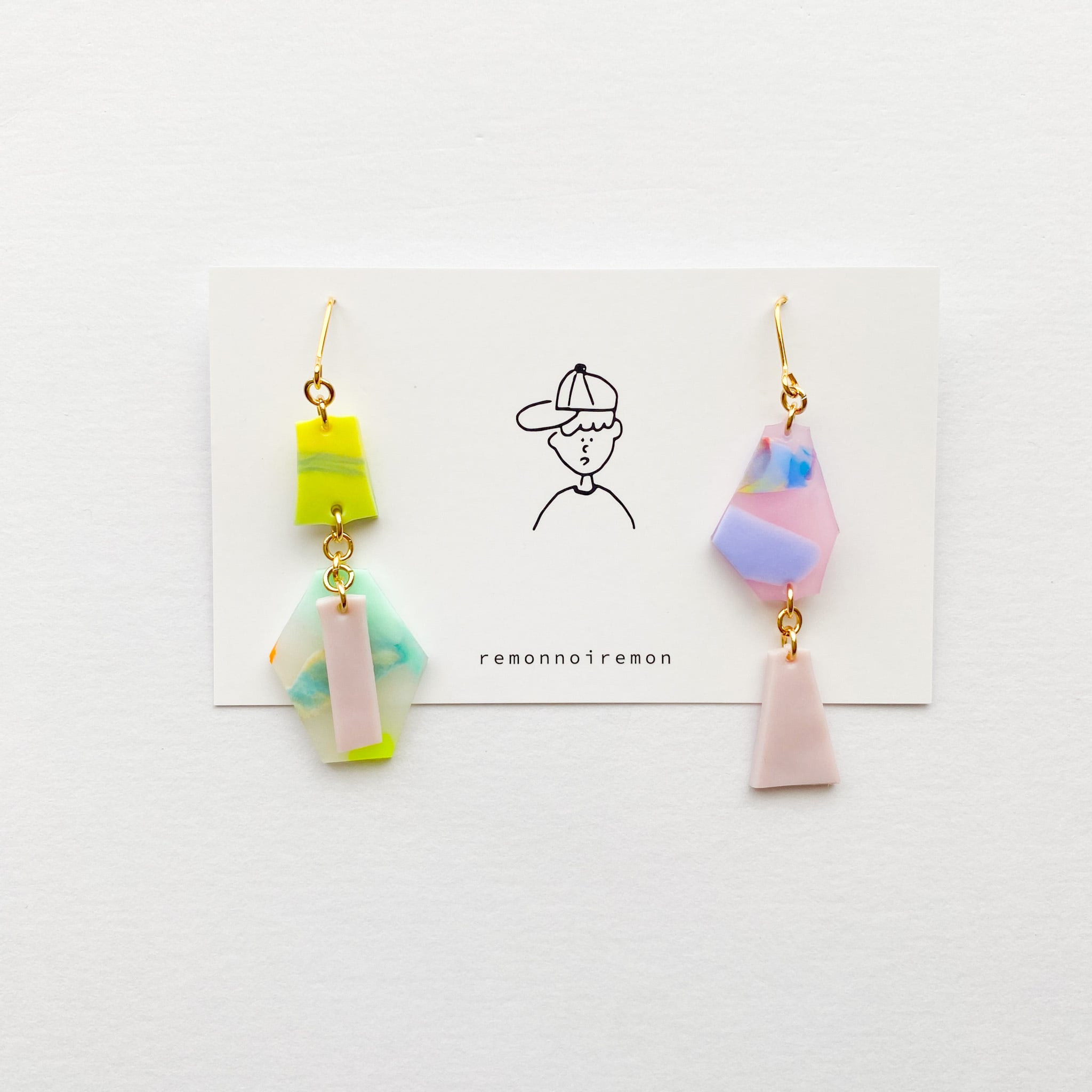 カケラピアス/イヤリング