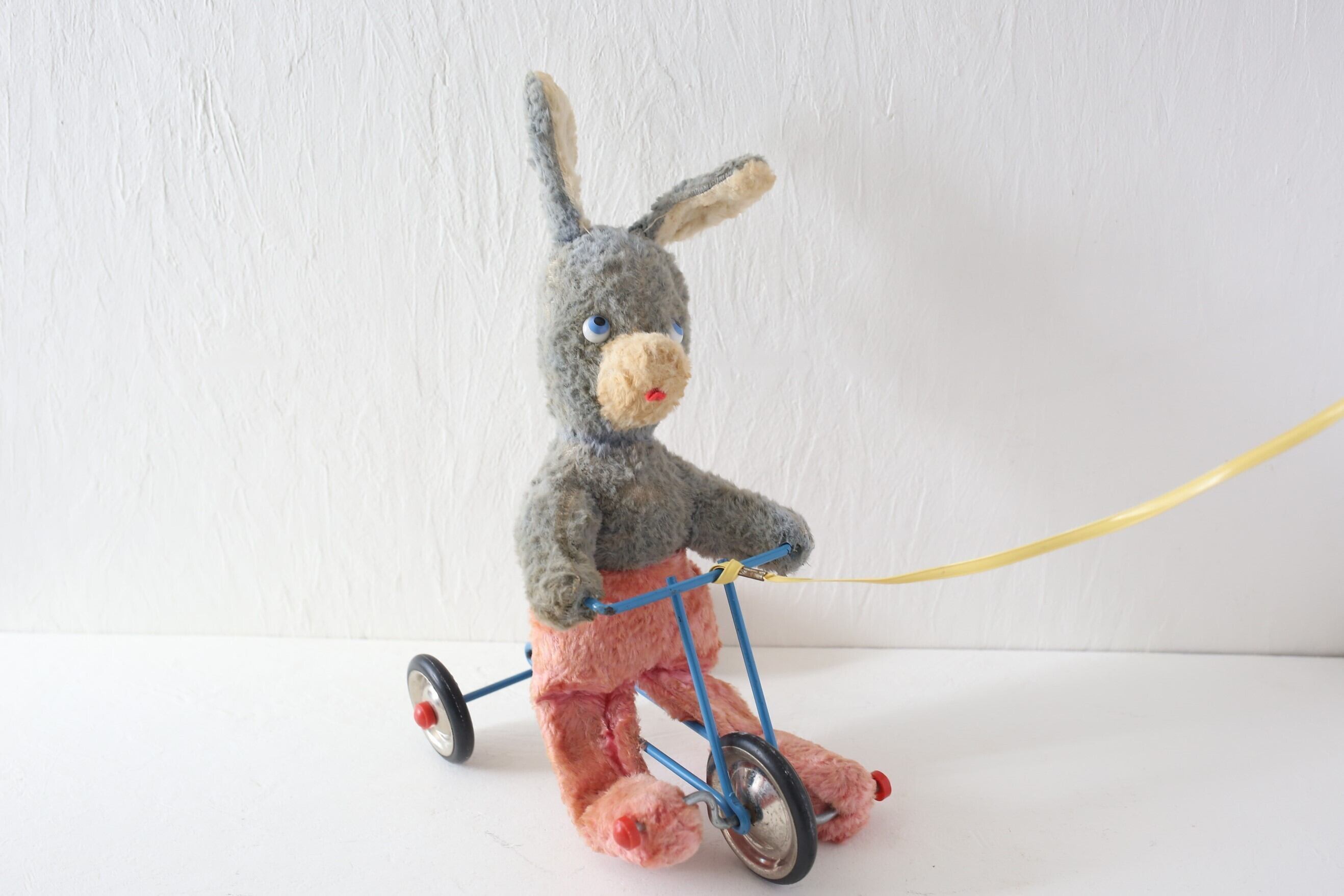 フランス アンティーク ヴィンテージ 三輪車に乗るウサギ プルトイ N-04337