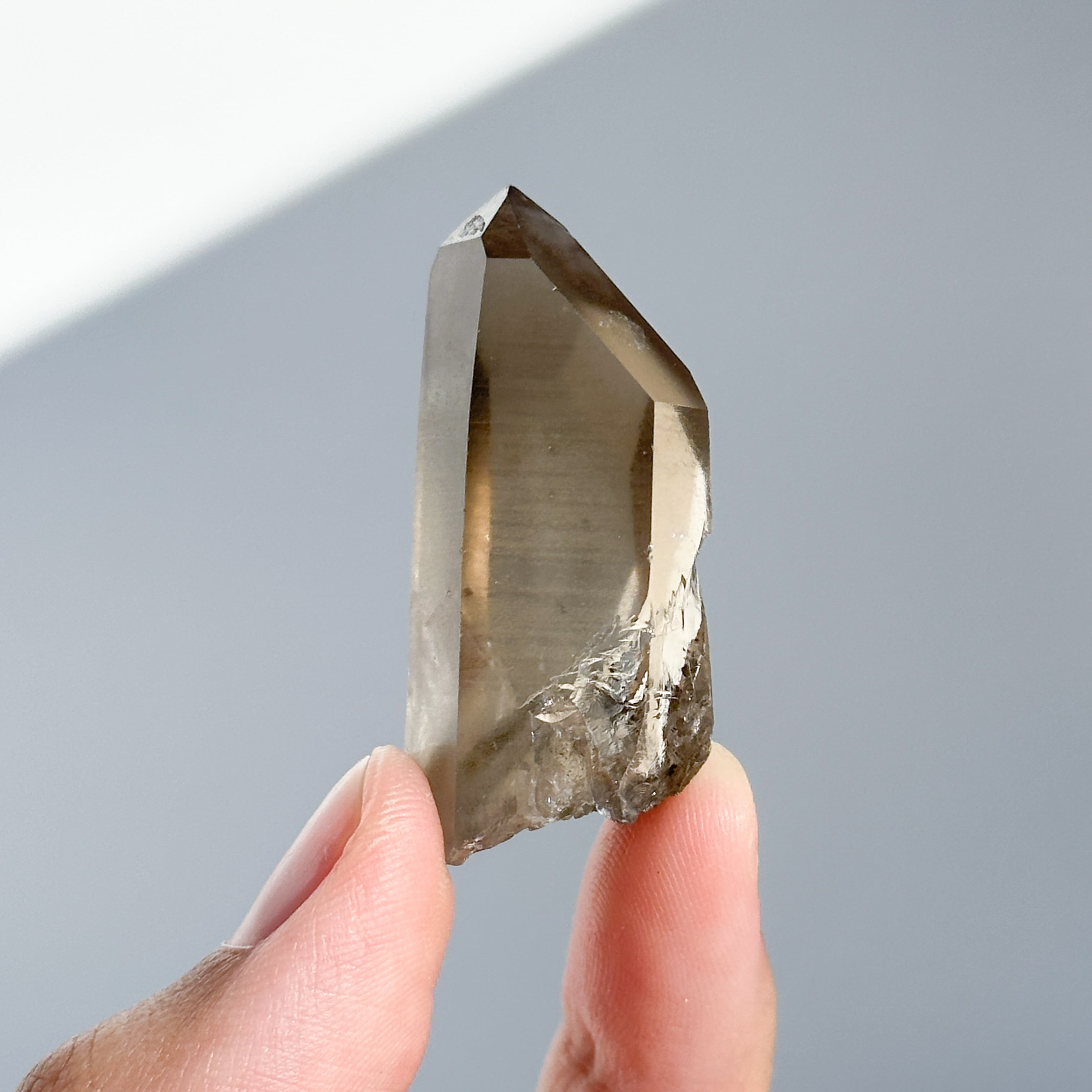 ミナスジェライス産 スモーキークォーツ 31 原石◇Smoky quartz◇天然石・鉱物・パワーストーン