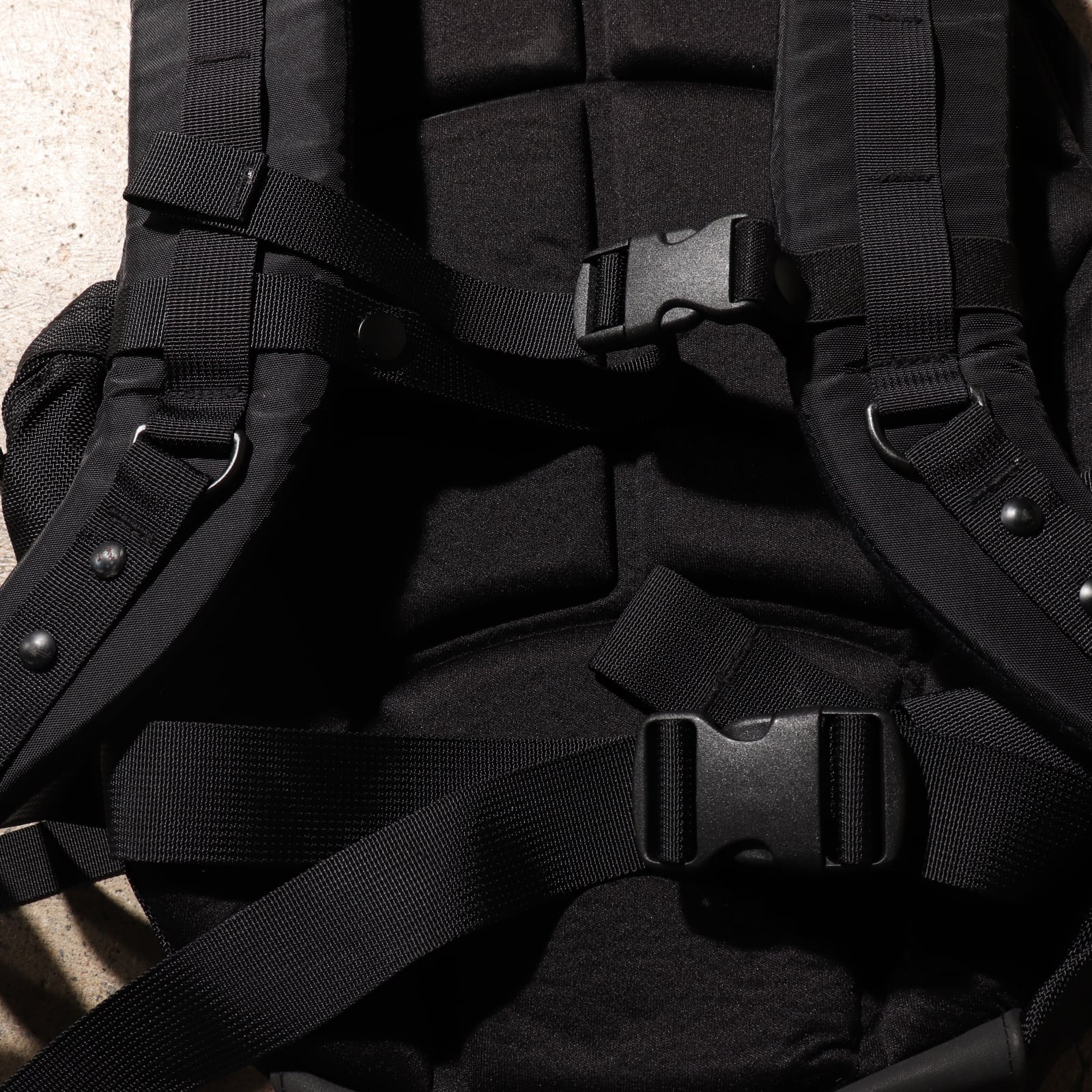Oakley Icon Backpack 2.0 オークリーアイコンバックパック 黒 Oakley Icon Backpack 2.0 オークリーアイコンバックパック 黒