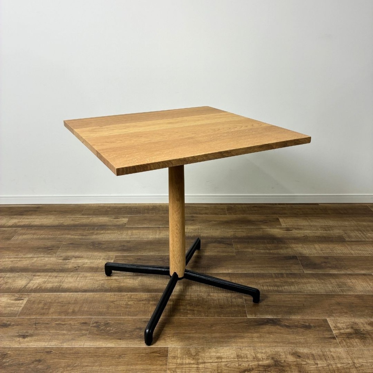 ASPLUND SQUARE ROOTS BISTRO SQUARE TABLE RAW OAK アスプルンド スクエアルーツ ビストロスクエアテーブルローオーク ナチュラル ブラウン カフェテーブル バー【未使用品】【未開封】【170サイズx2】
