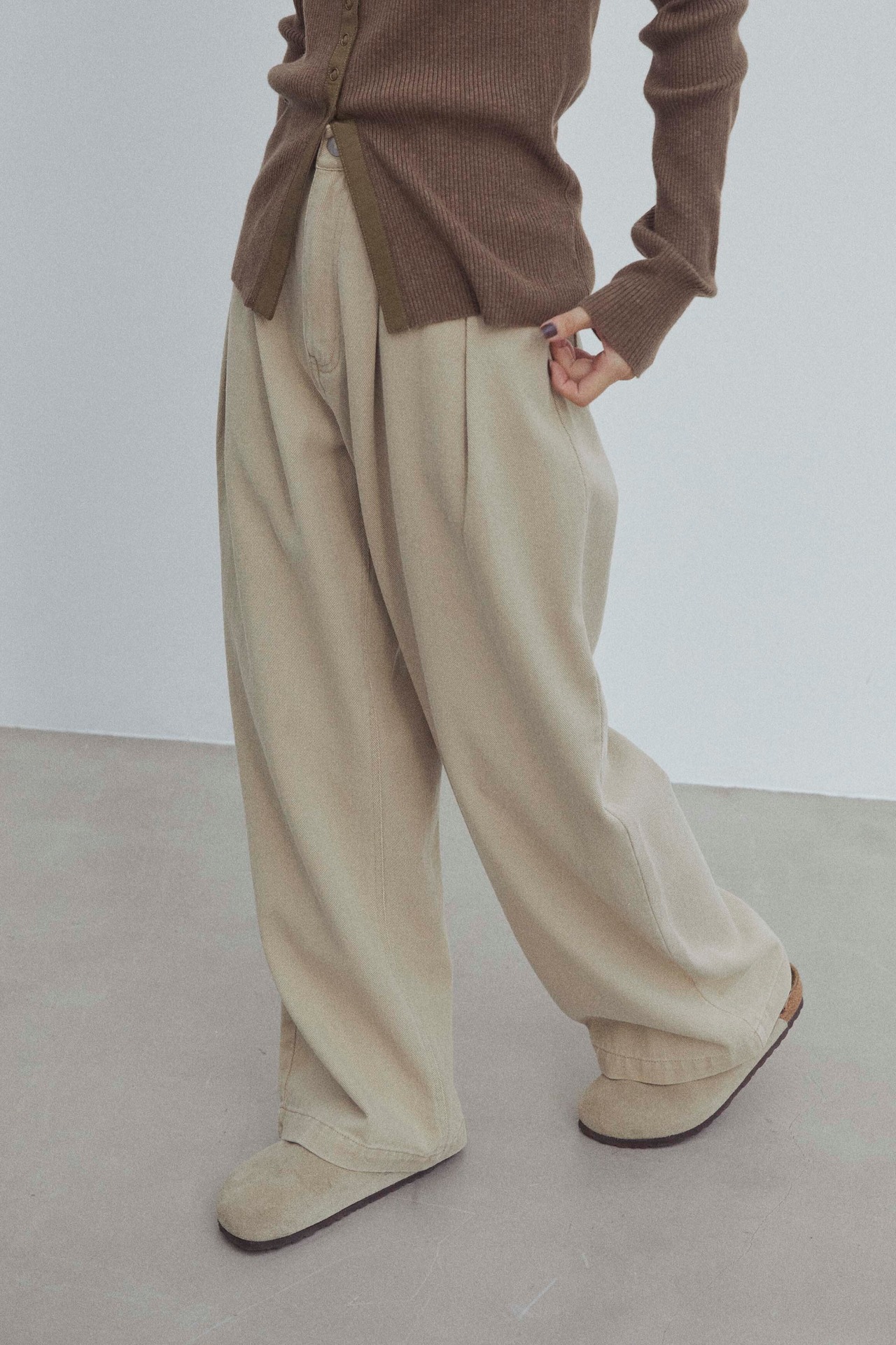 DU250733 Twill Tuck Pants 【T sizeあり】