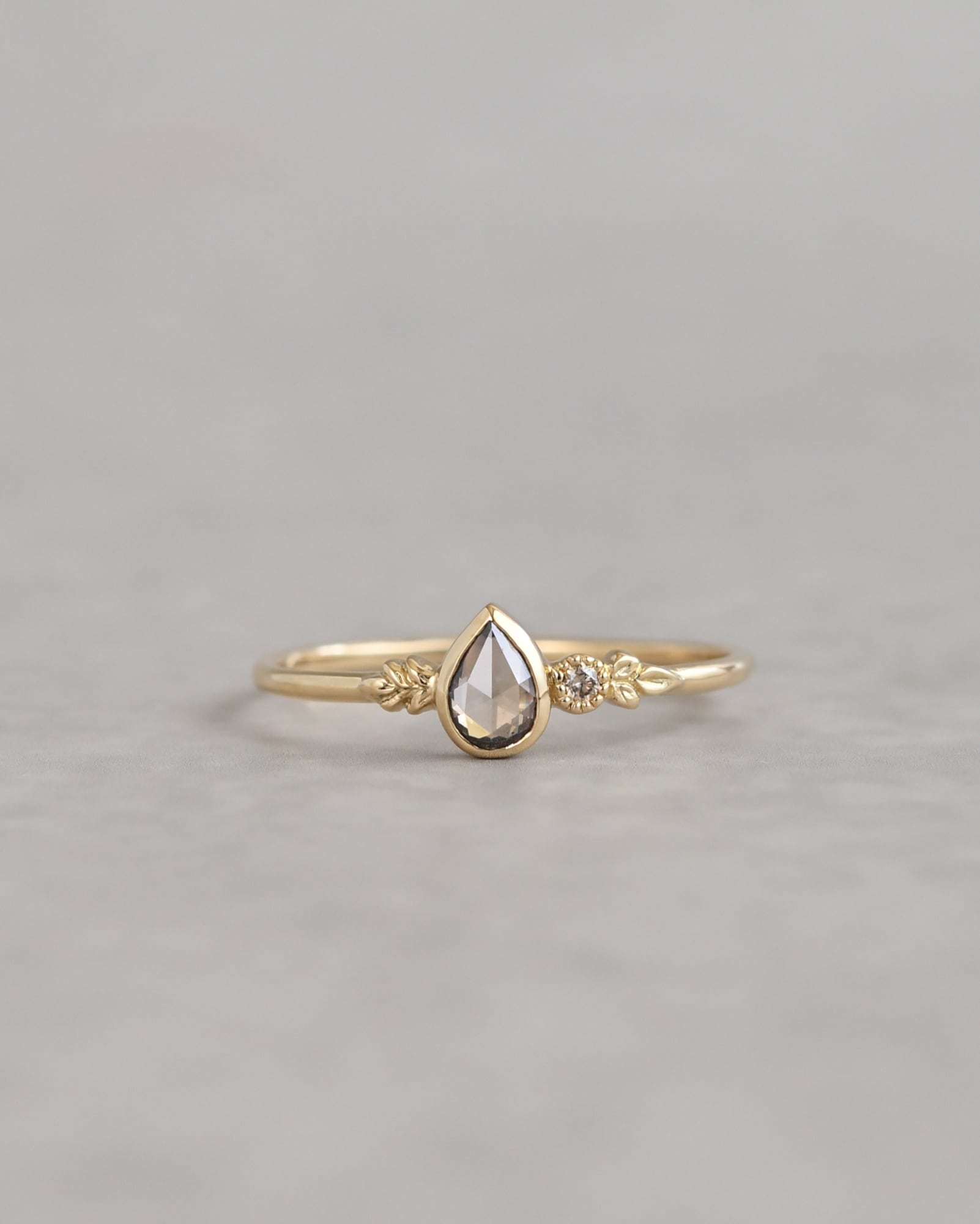 日和 — Brown Diamond