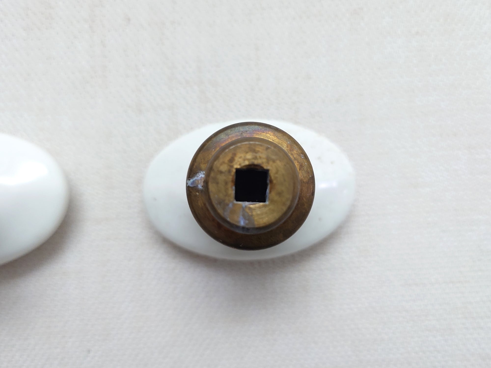 フランスヴィンテージ ドアノブ 磁器製 オーバルポルセリン 2個セット