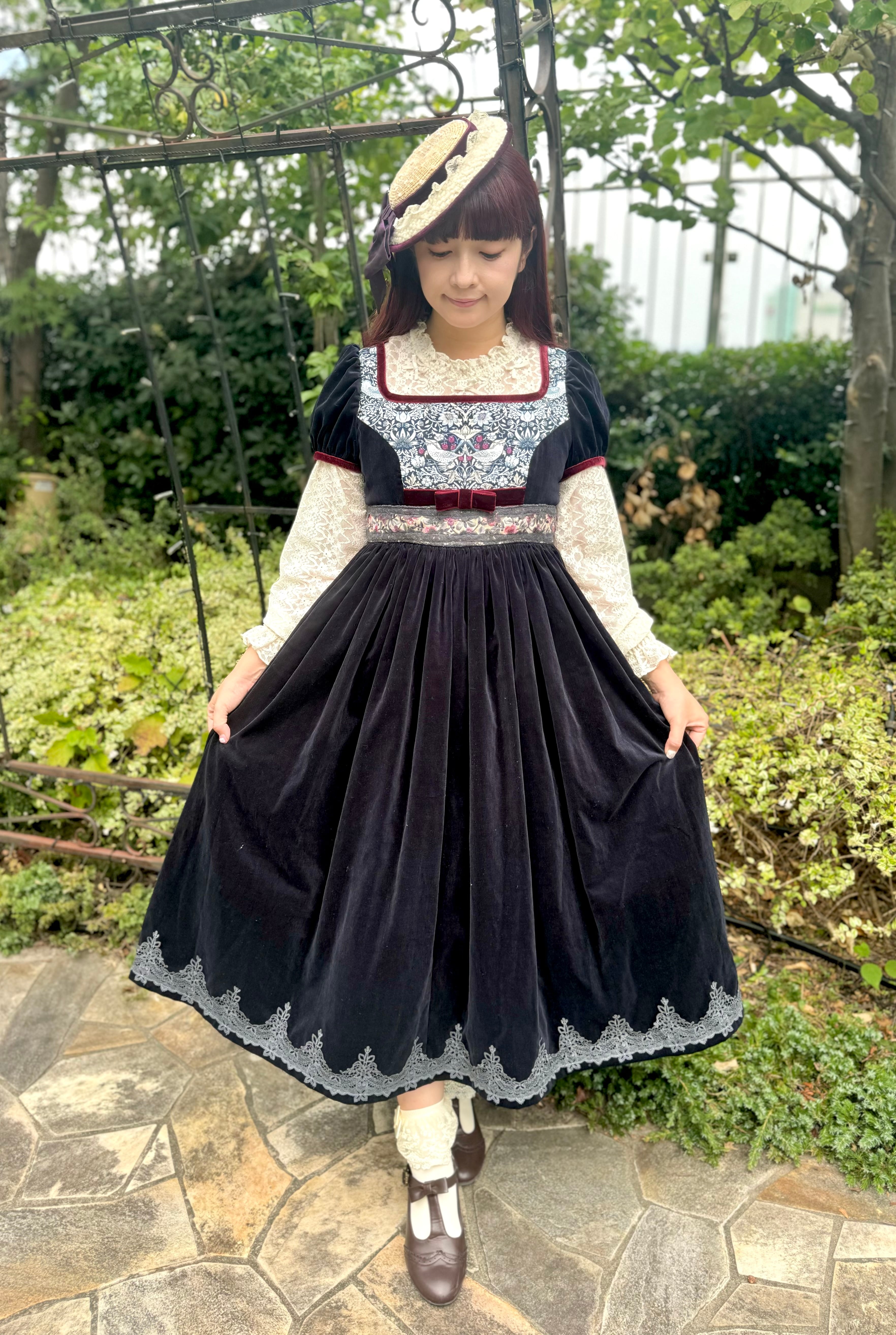 ロングワンピース dolce piu amabile 薔薇柄ドールドレス