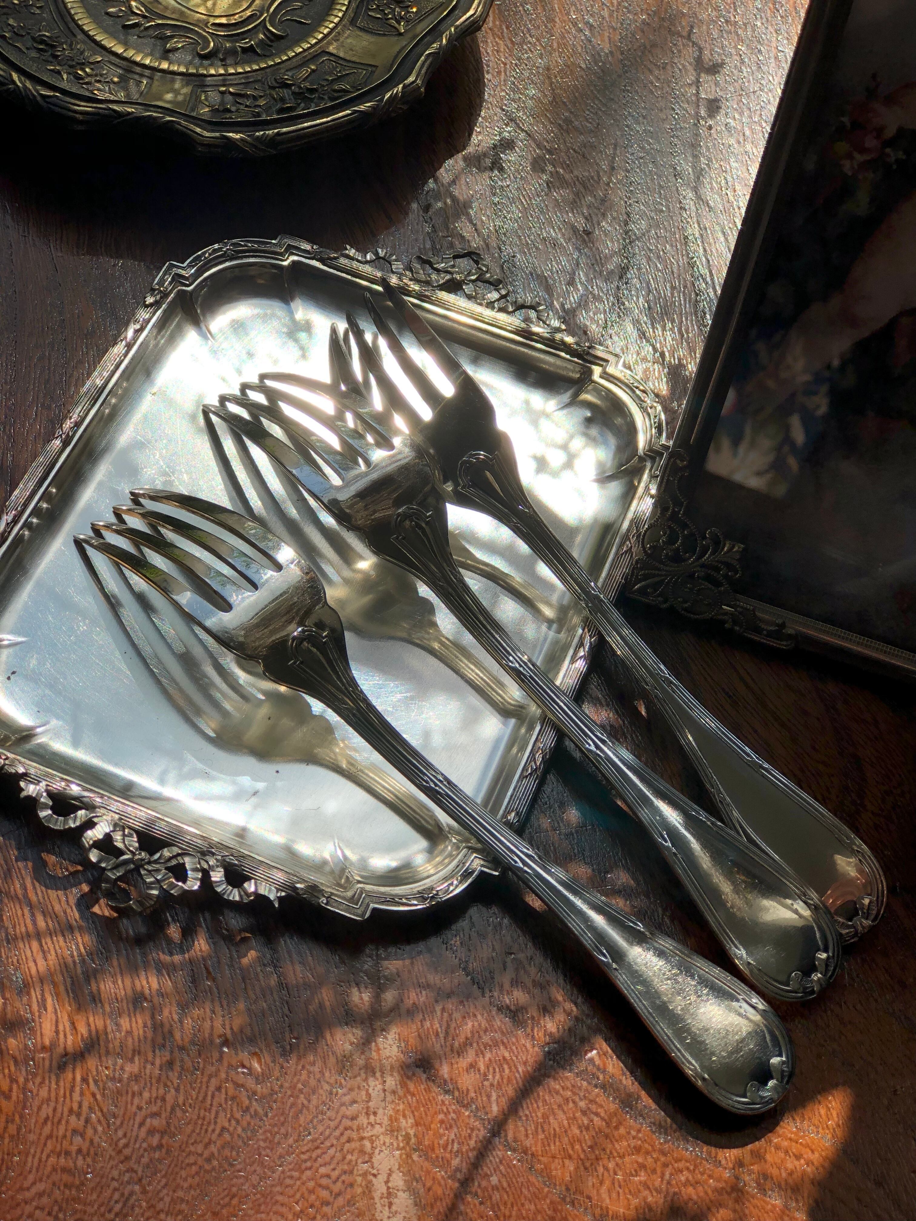 送料込み表示】ref : 784 アンティーク・デザートフォークChristofle