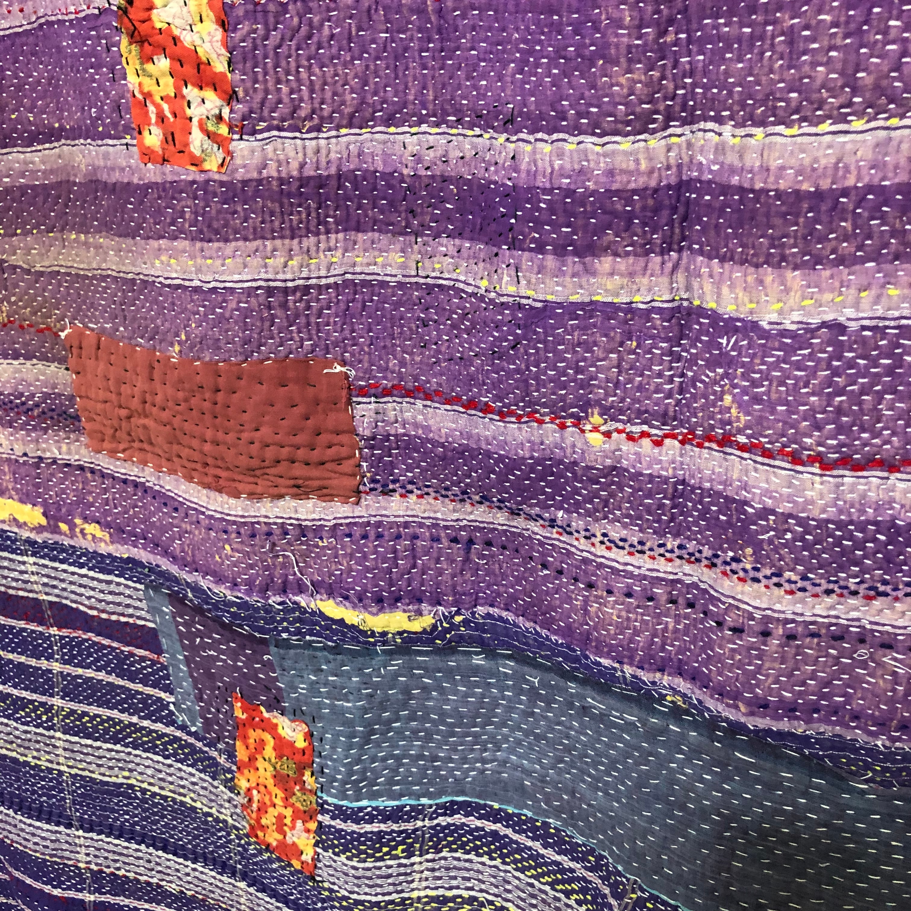 紫とベージュのヴィンテージラリーキルト 刺し子 カンタ刺繍